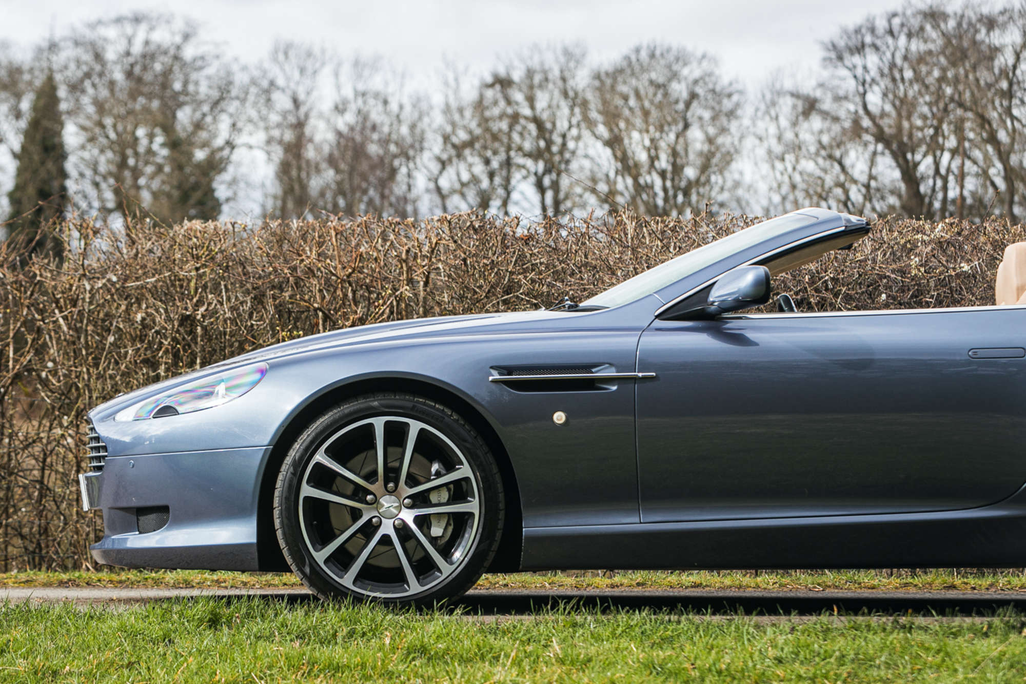 2005 Aston Martin DB9 Volante-Sold