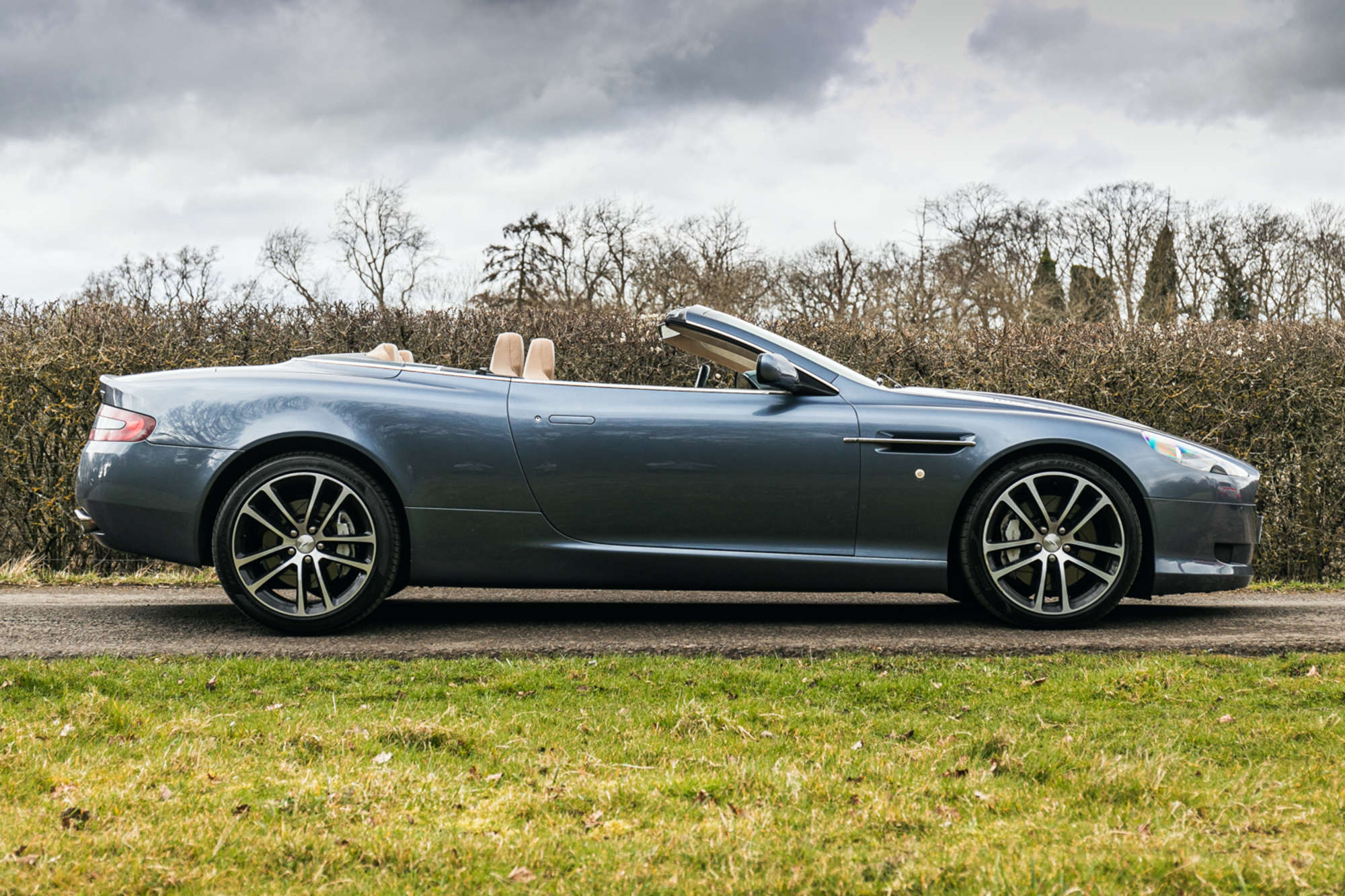 2005 Aston Martin DB9 Volante-Sold