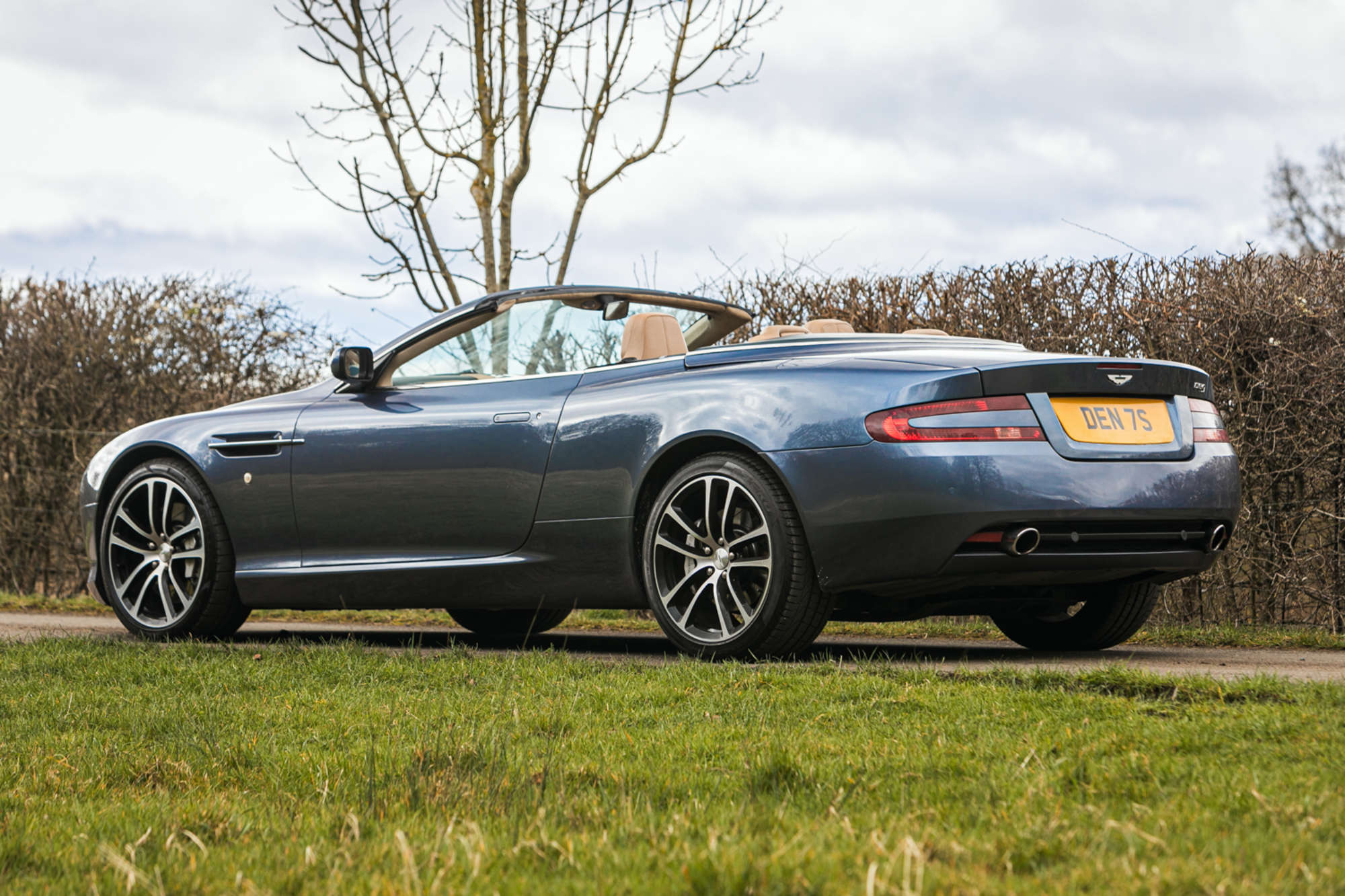 2005 Aston Martin DB9 Volante-Sold
