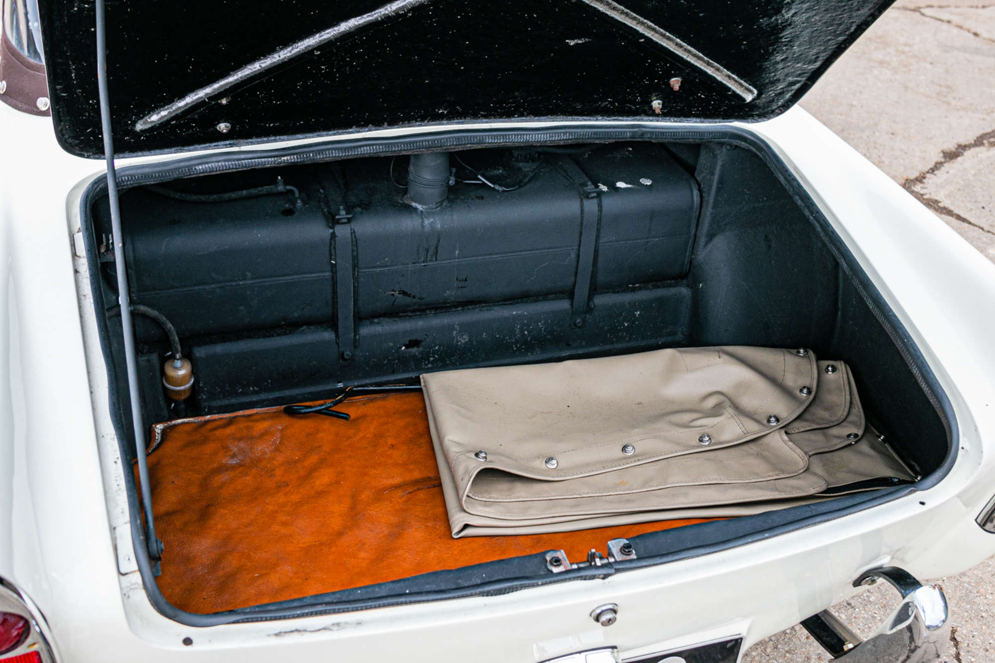 1959 Daimler Dart SP250 Series A-Auction Lot