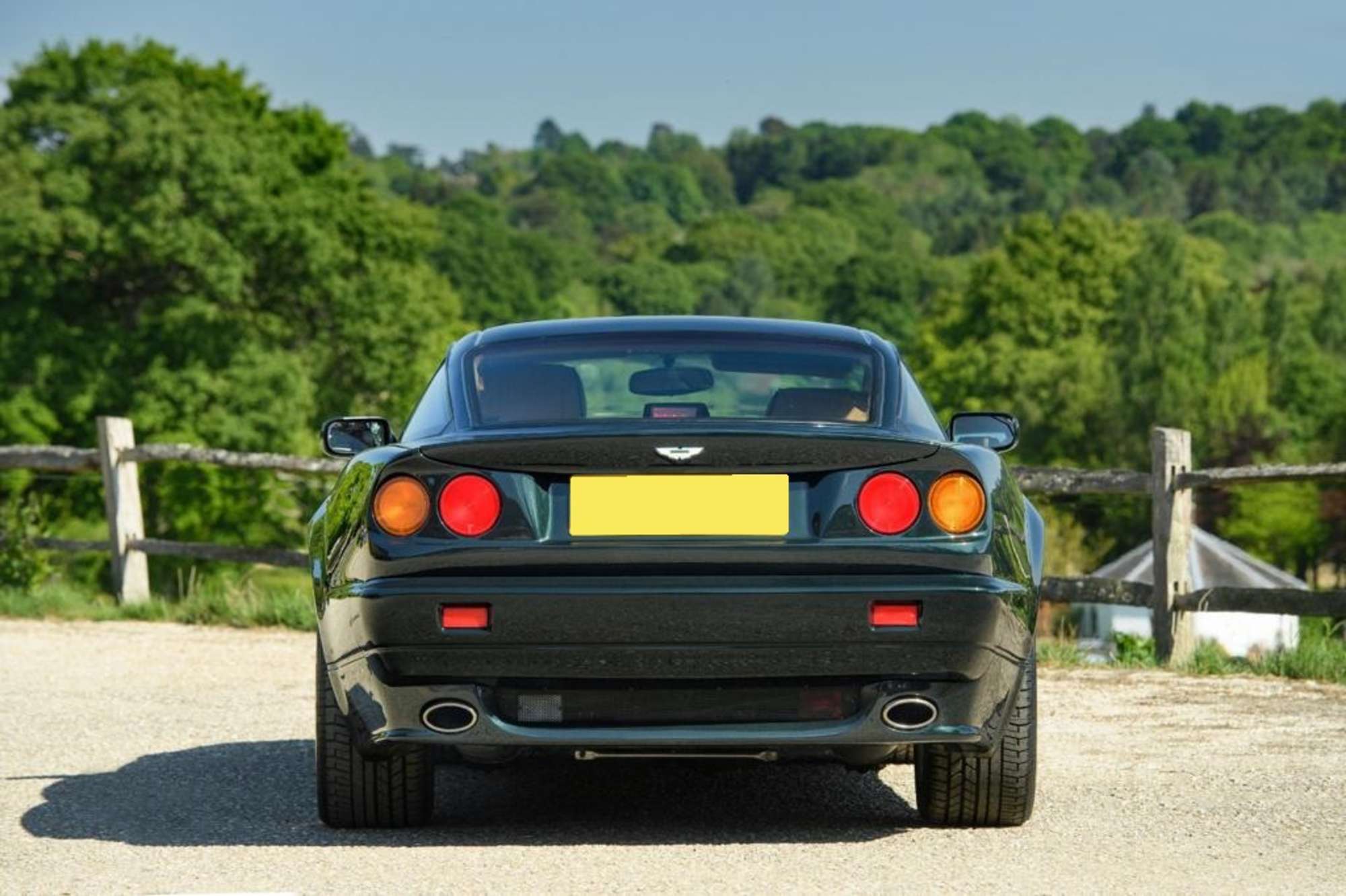 1997 Aston Martin Vantage V550 - 4500 miles from new-Auction Lot
