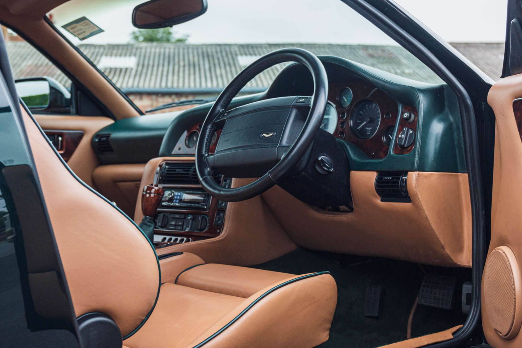 1997 Aston Martin Vantage V550 - 4500 miles from new-Auction Lot