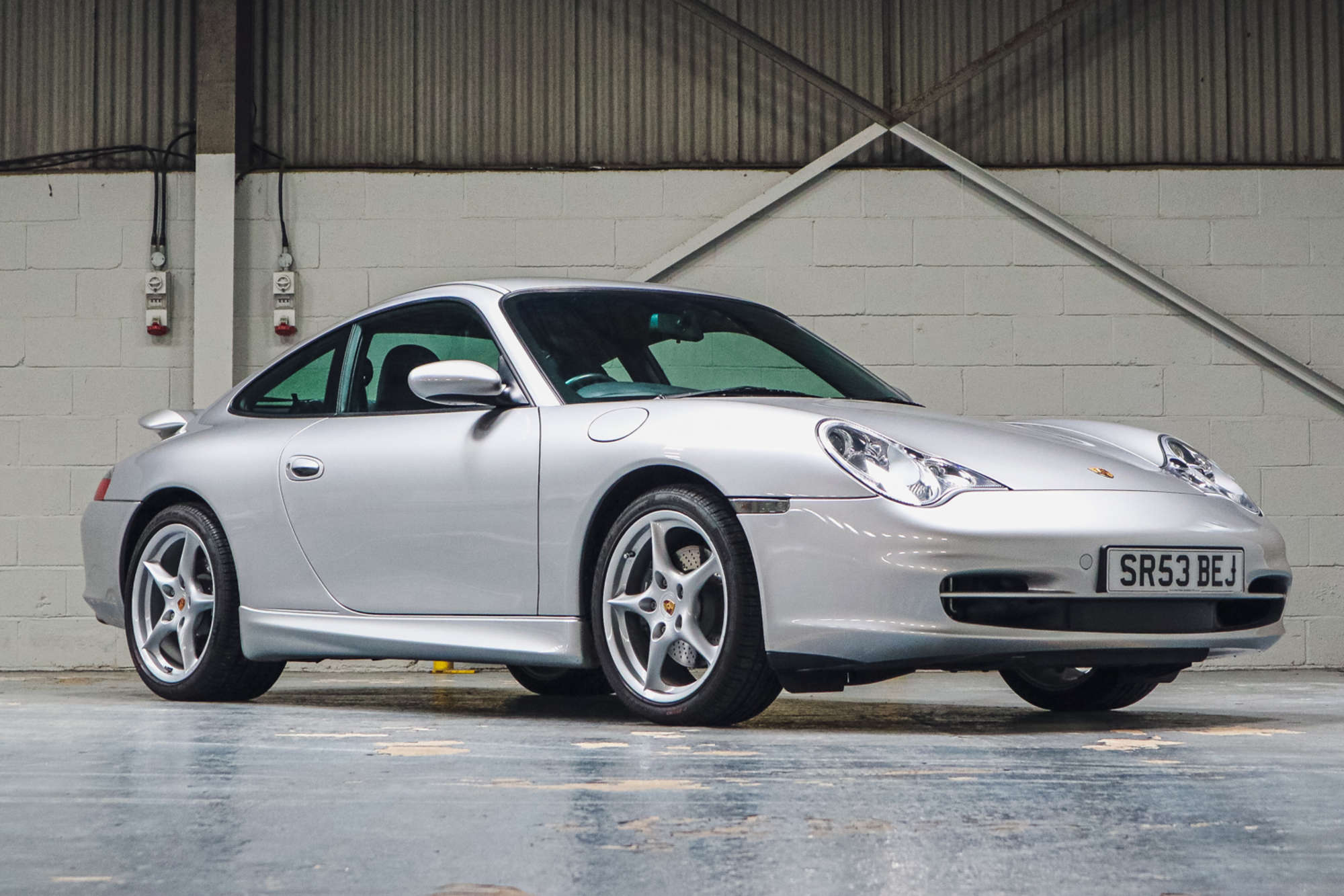 2004 Porsche 911 (996) Carrera 2 Coupe-Sold