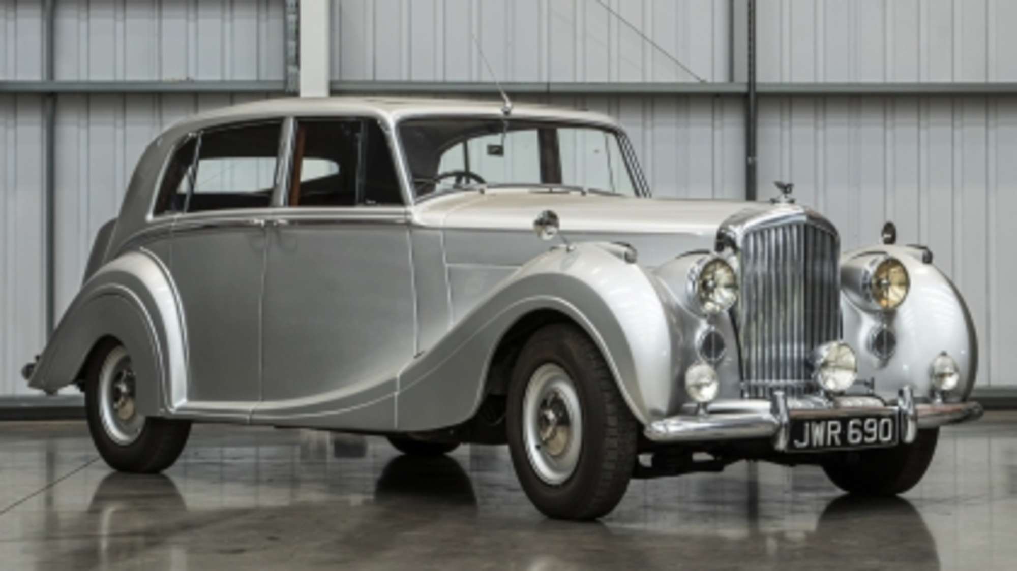 1949 Bentley MkVI Mulliner Lightweight Aluminium Saloon-Sold