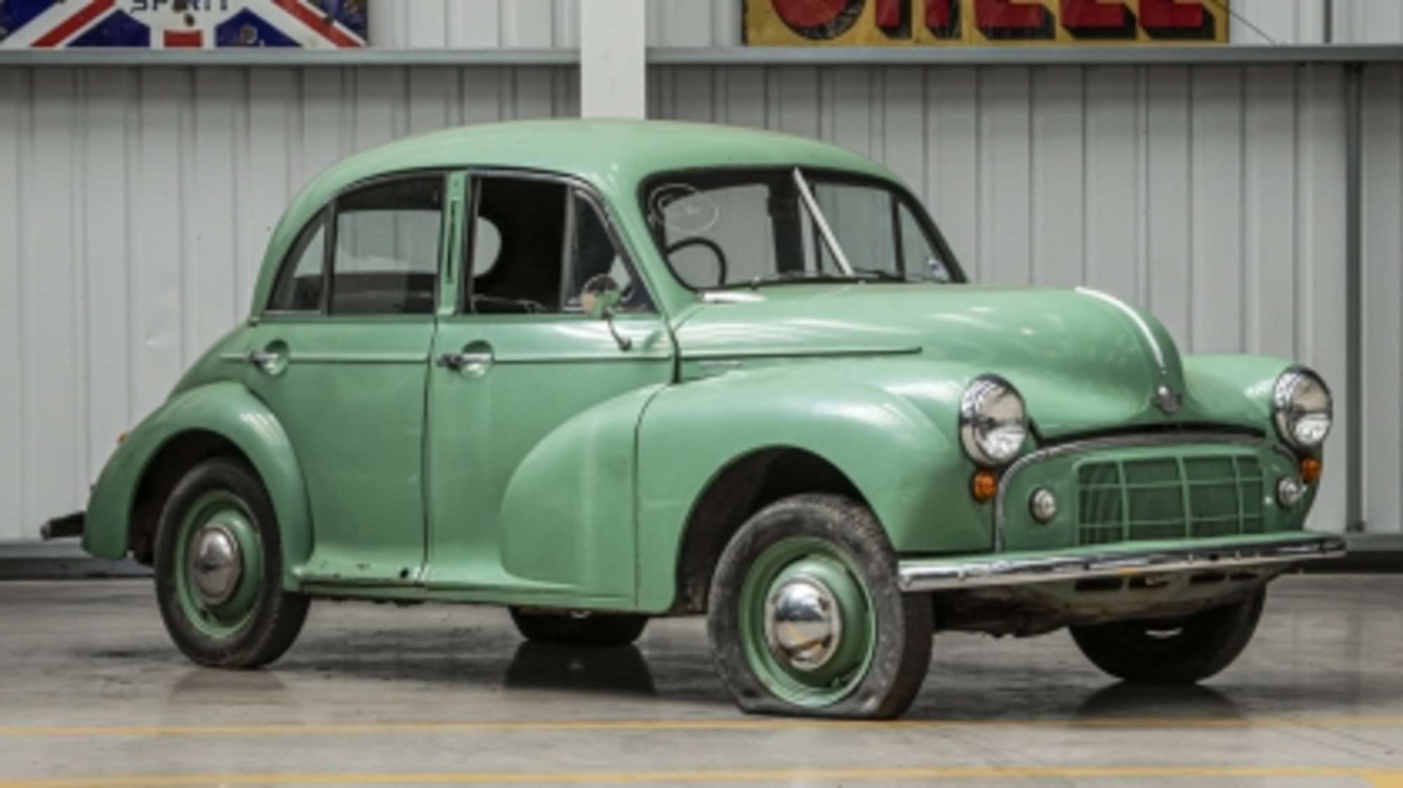 1951 Series MM (Highlight) Four-door Saloon-Sold