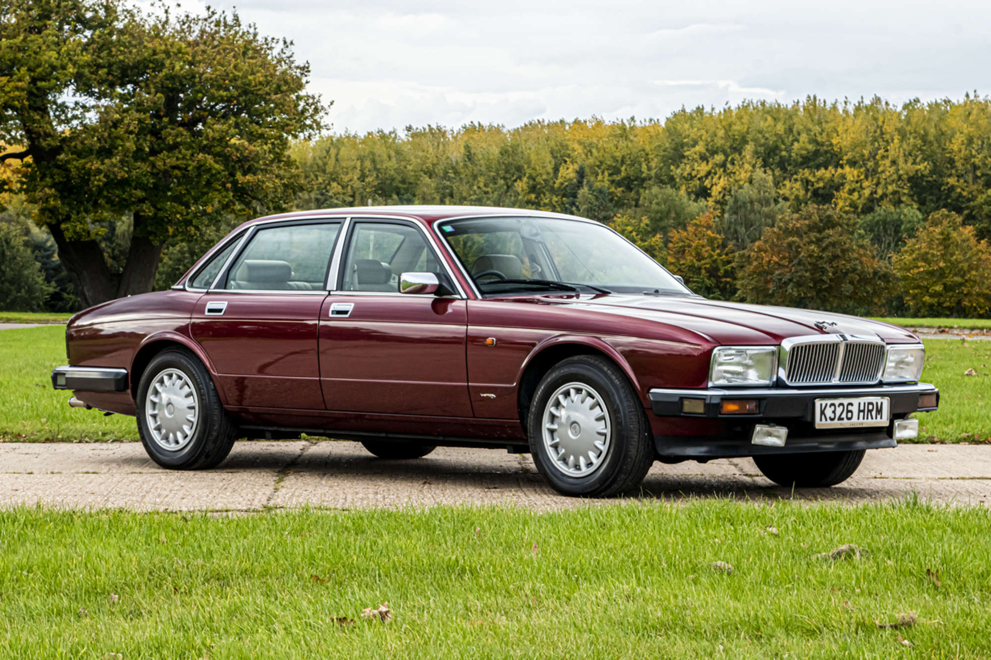 ジャガー XJ6 Sovereign No Reserve: 1990 Jaguar XJ6 Sovereign for sale on BaT