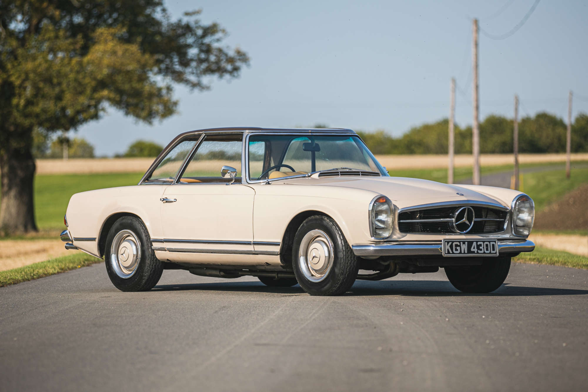 1966 Mercedes-Benz 230 SL Pagoda-Sold
