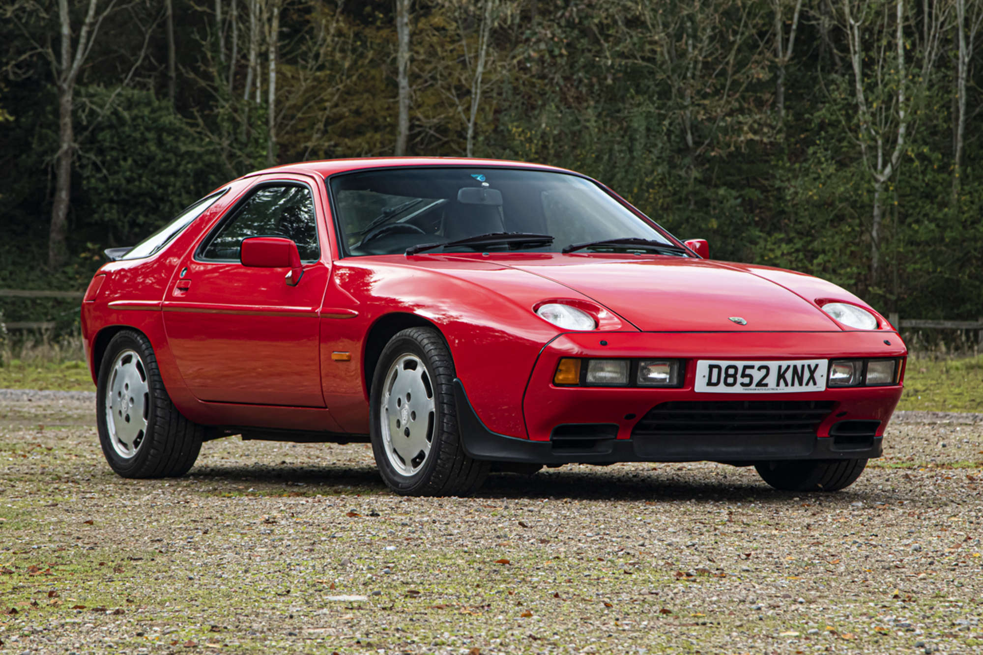 1986 Porsche 928 S2 (Manual)-Sold