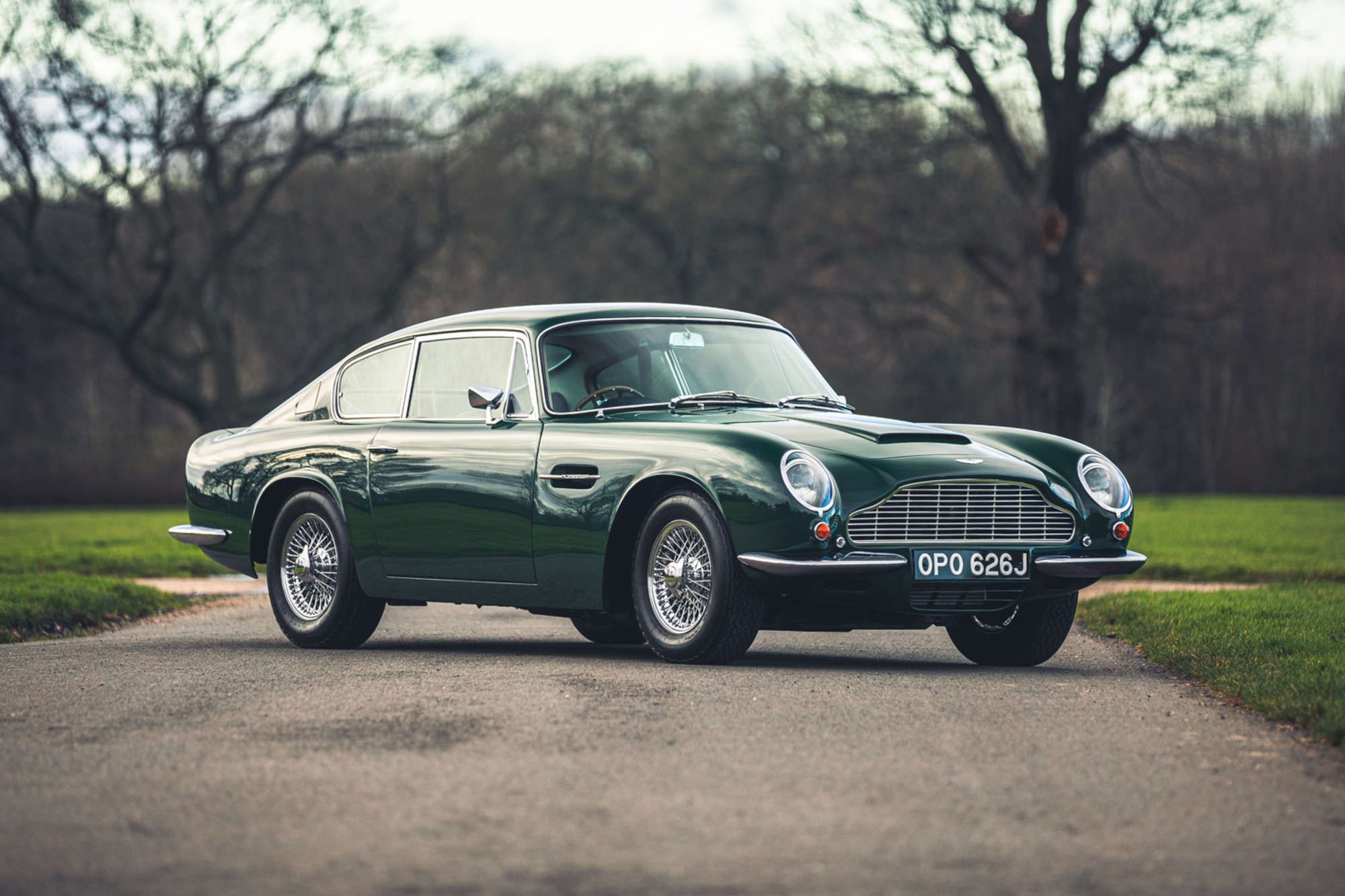 Iconic Auctioneers | 1970 Aston Martin DB6 Mk2 Vantage-Sold