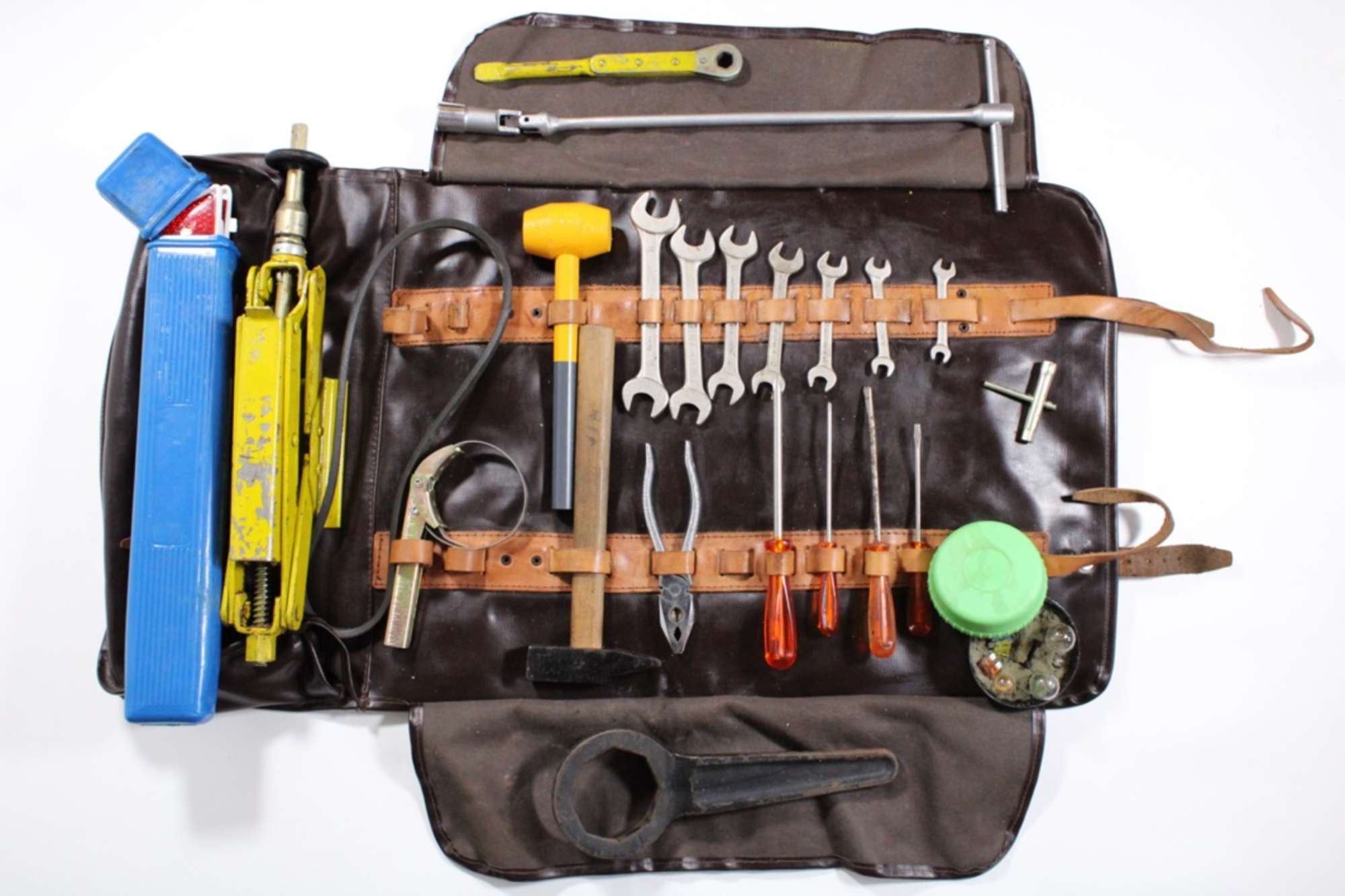 1969-74 Ferrari 365 GTB/4 Complete Tool Kit-Auction Lot