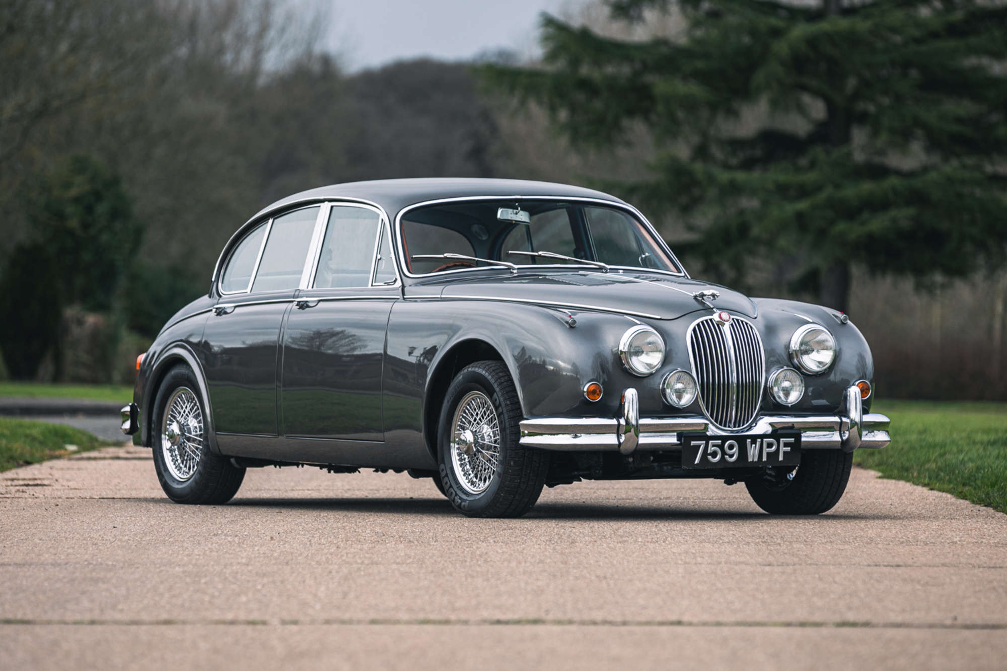 Jaguar Mk2 メタル工芸品 特注品 Jaguar Mk2のPilars Art(線材工芸) Valors社製 特注品 古きよき英国車