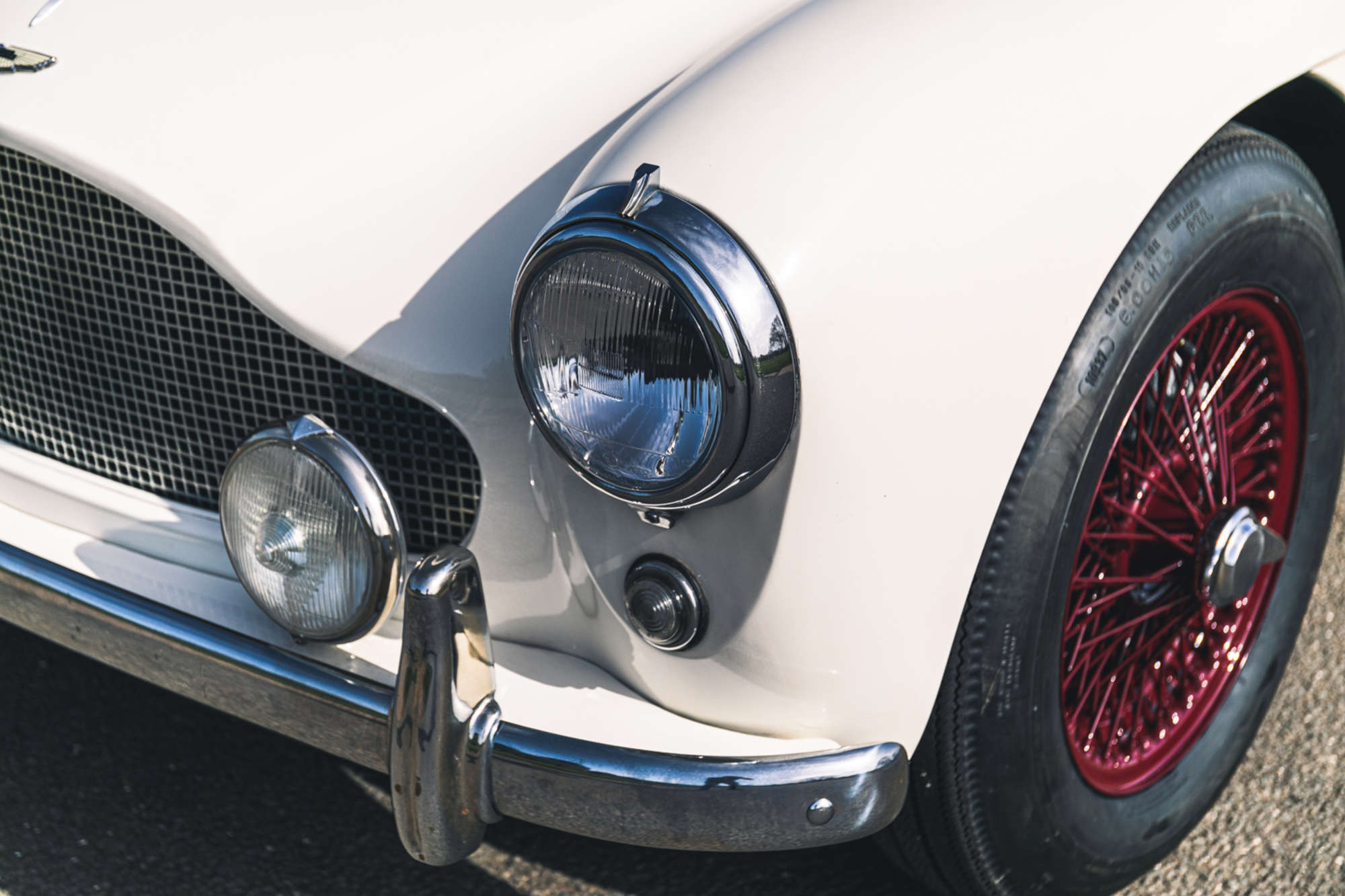 1957 Aston Martin DB2/4 Mk III Drophead Coupe-Auction Lot