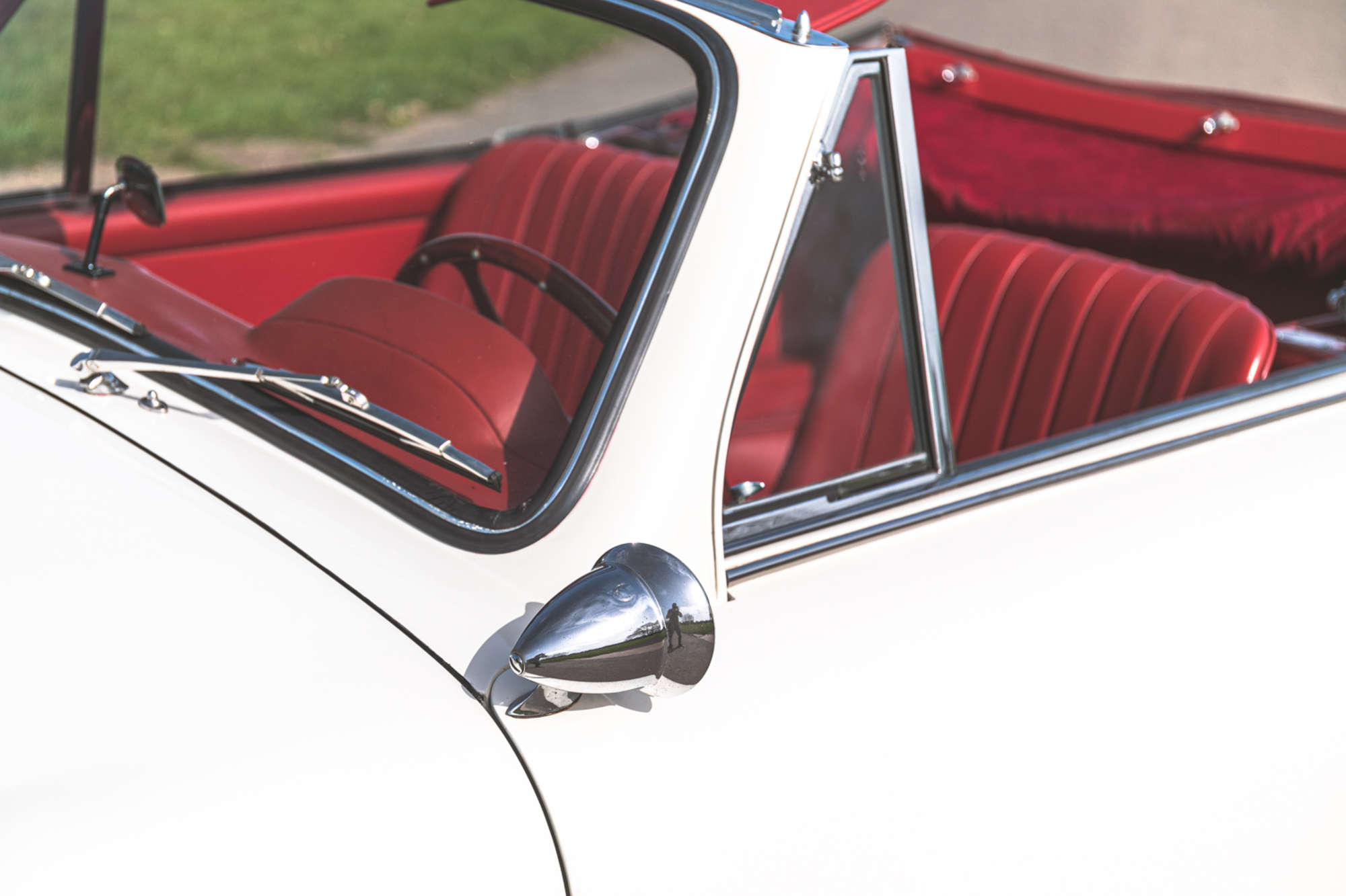 1957 Aston Martin DB2/4 Mk III Drophead Coupe-Auction Lot