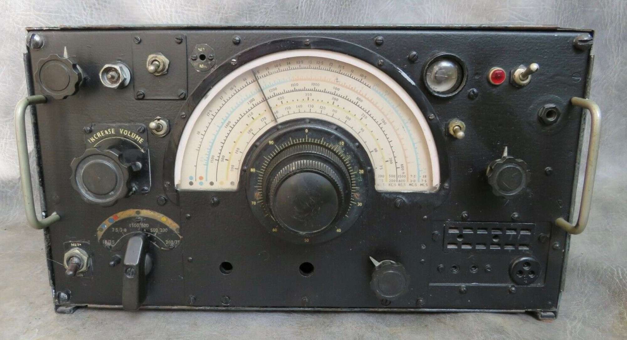 Marconi R1155 Super Heterodyne Radio-Auction Lot