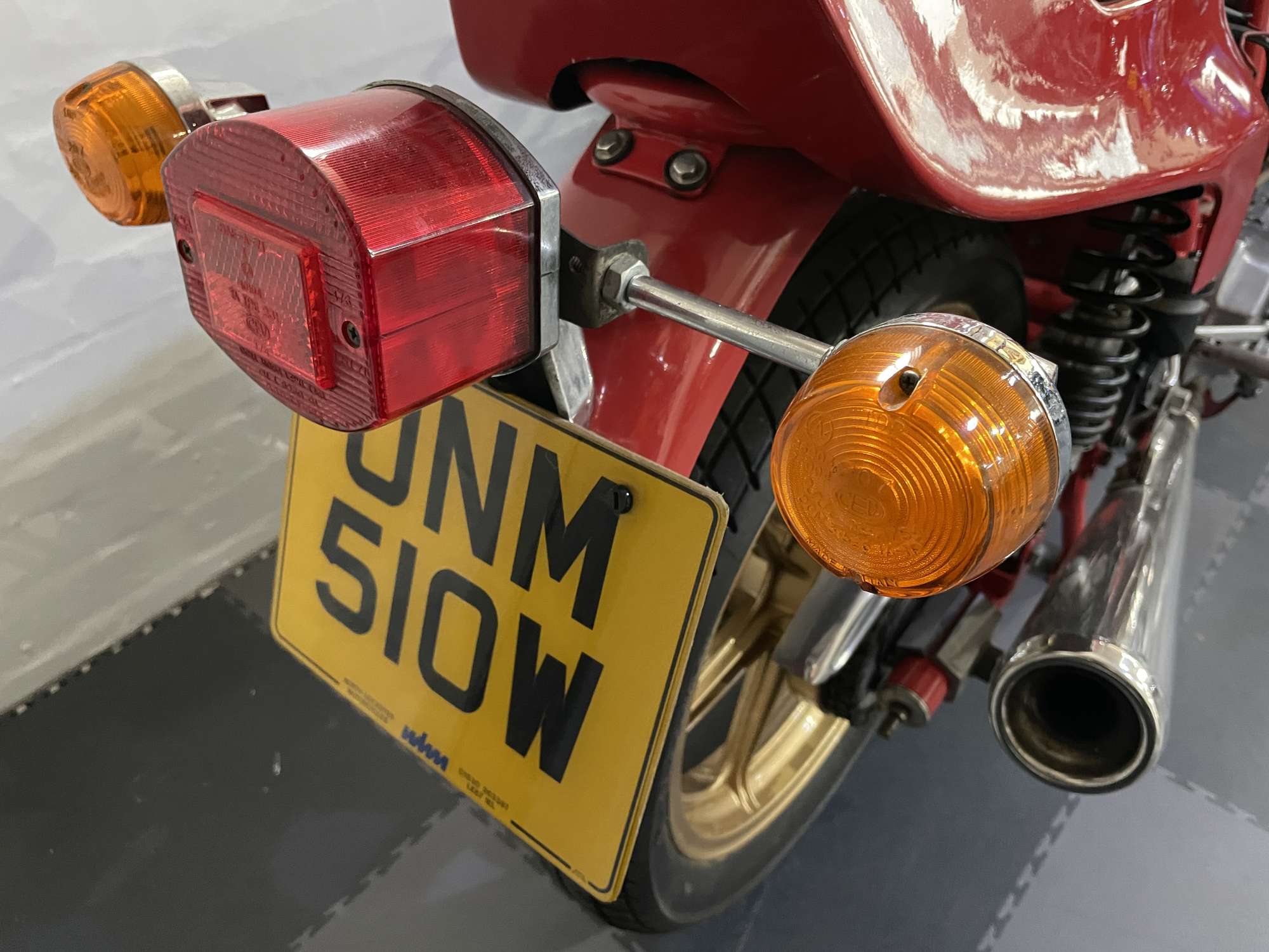 1981 Ducati 864cc Mike Hailwood Replica-Auction Lot