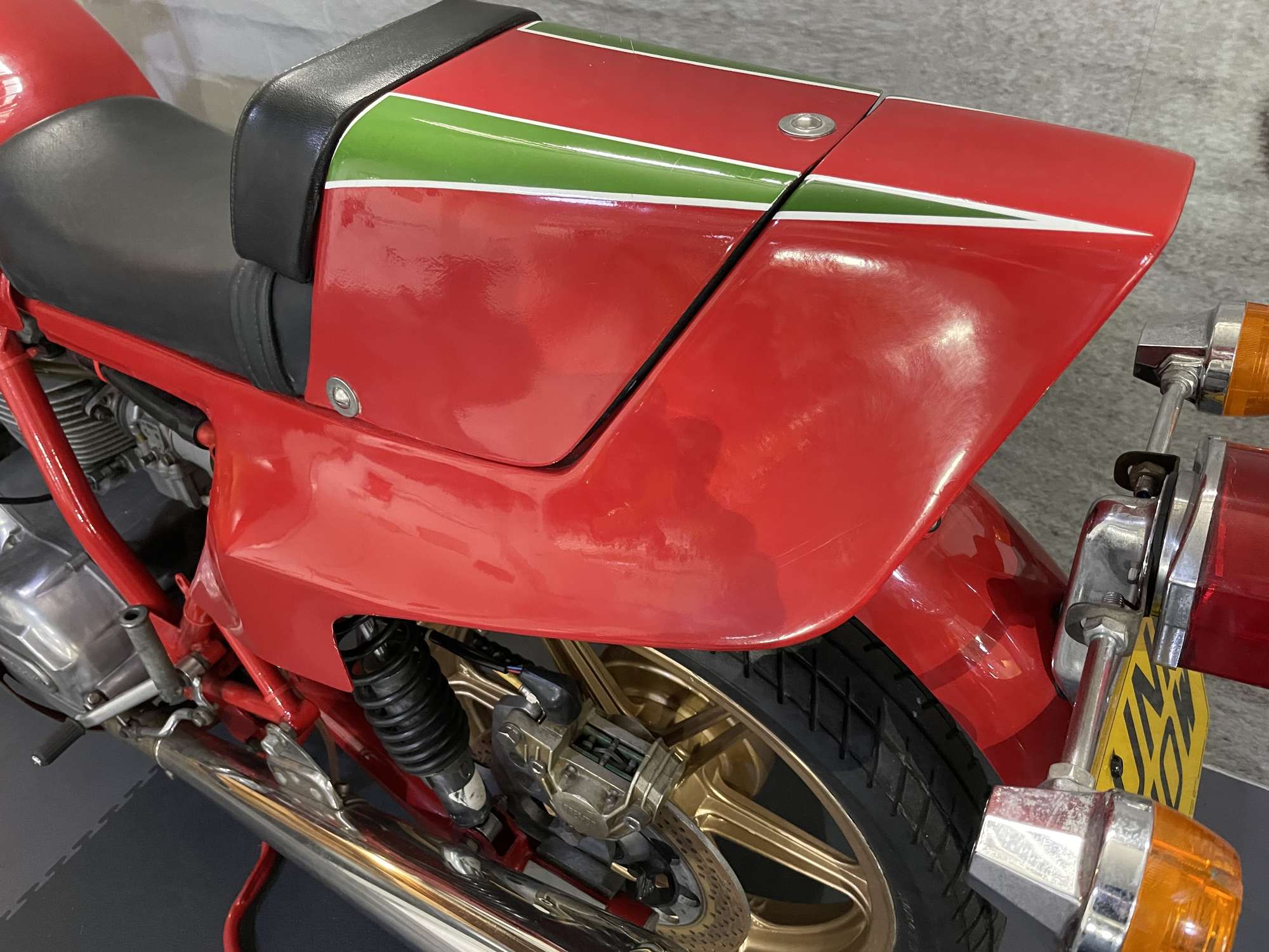 1981 Ducati 864cc Mike Hailwood Replica-Auction Lot