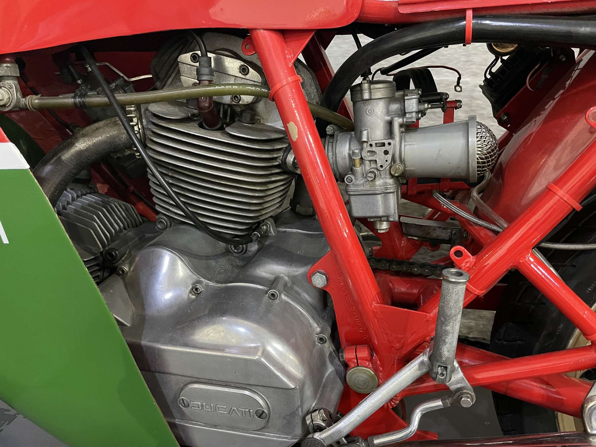 1981 Ducati 864cc Mike Hailwood Replica-Auction Lot