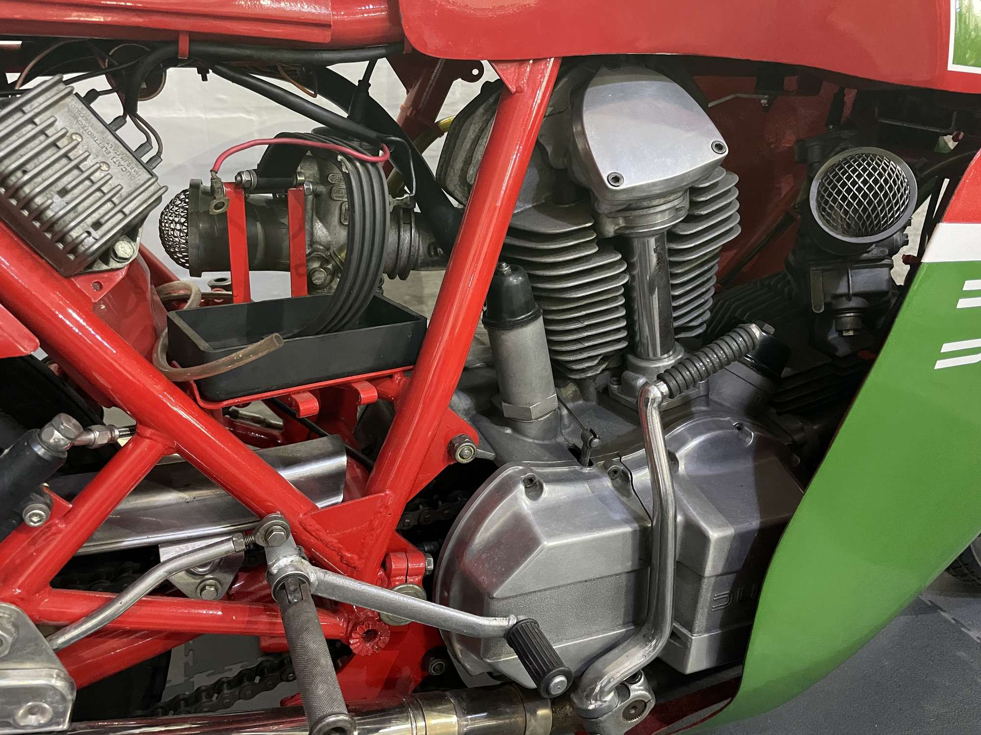 1981 Ducati 864cc Mike Hailwood Replica-Auction Lot