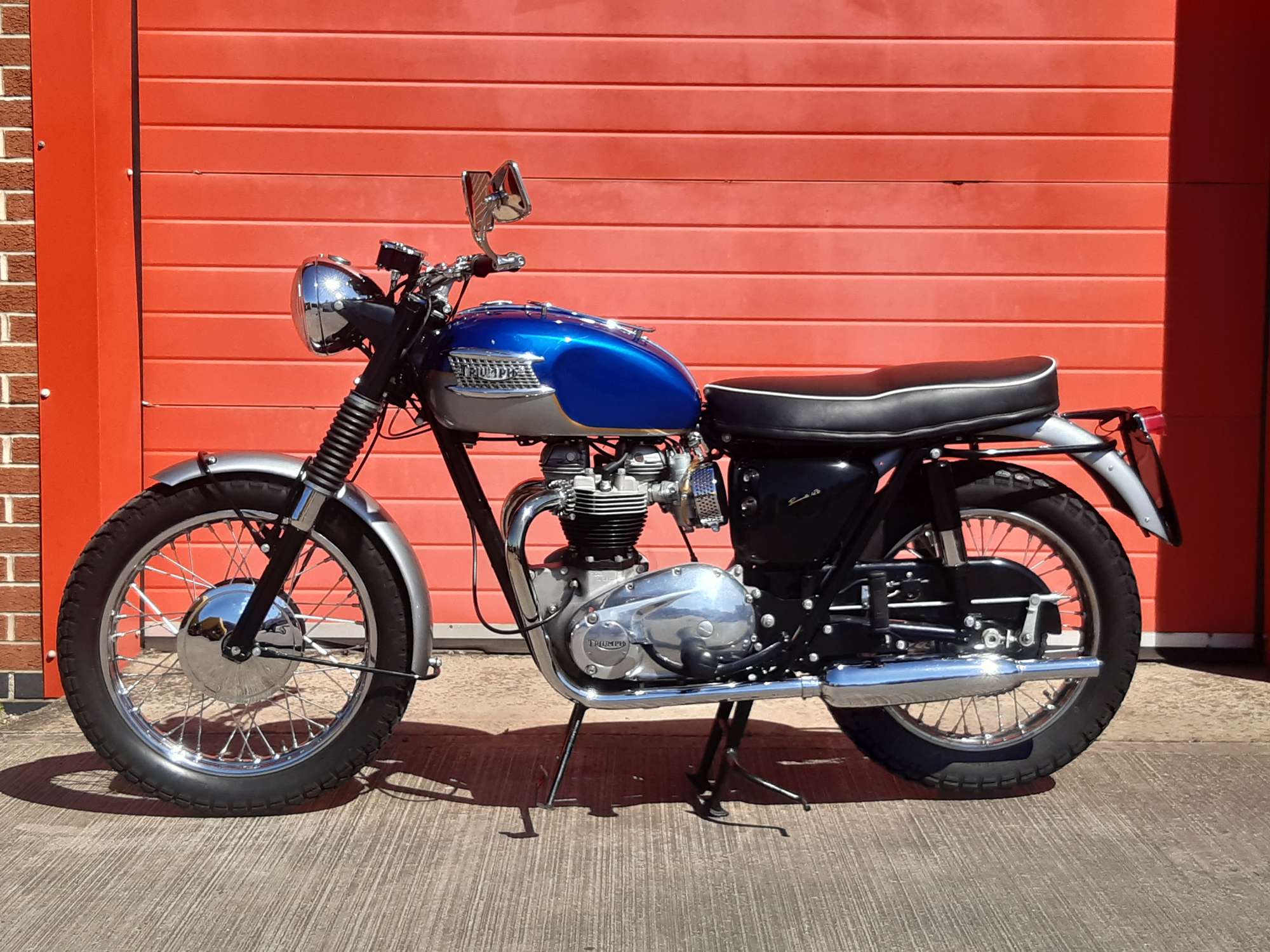 1965 Triumph Bonneville 650cc T120R-Auction Lot