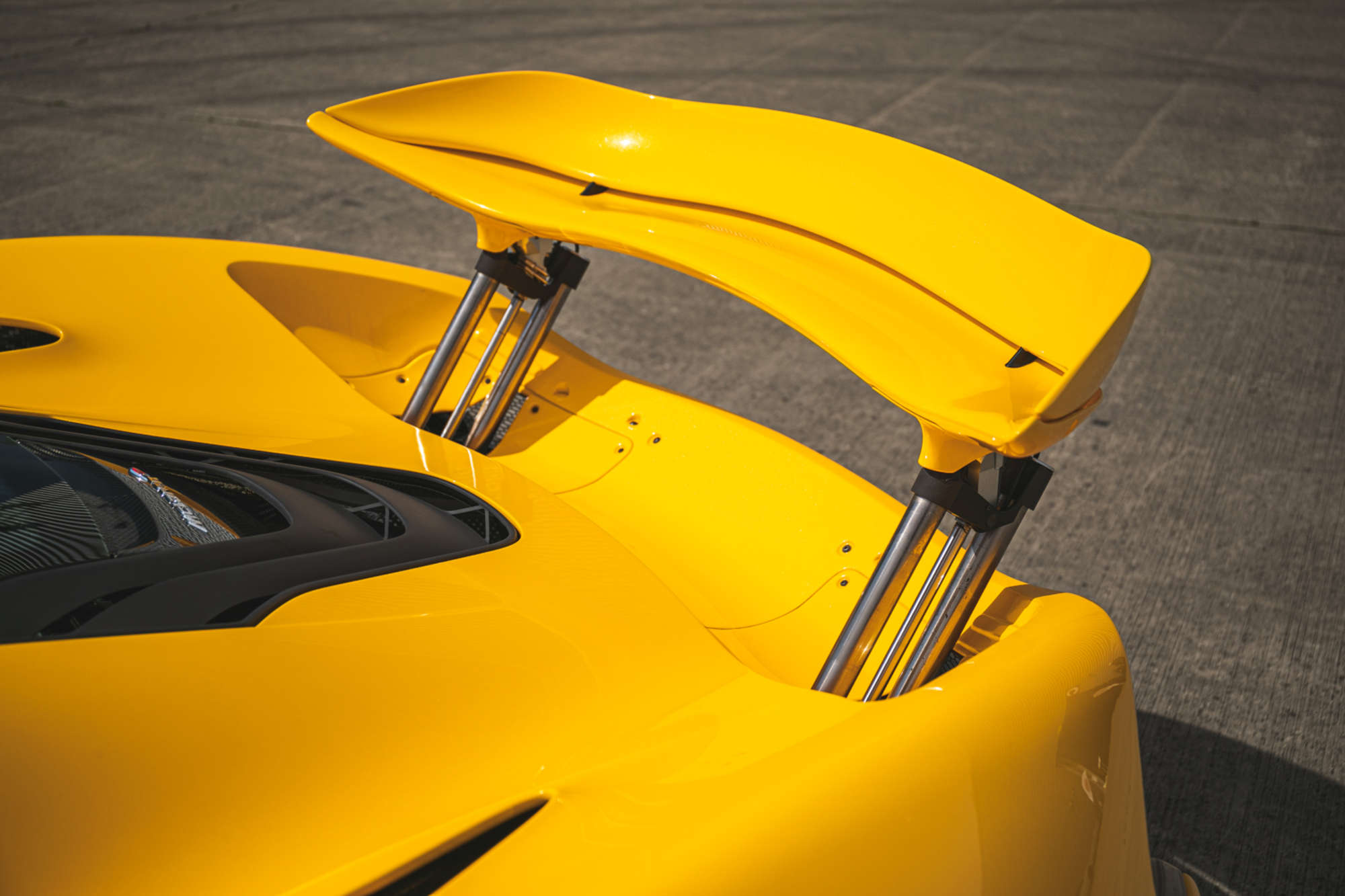 2013 McLaren P1-Auction Lot