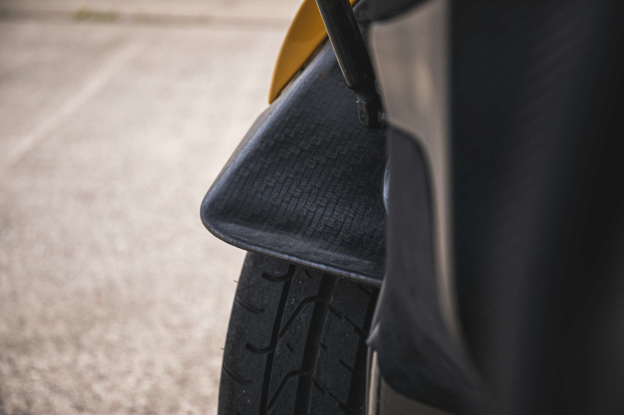 2013 McLaren P1-Auction Lot