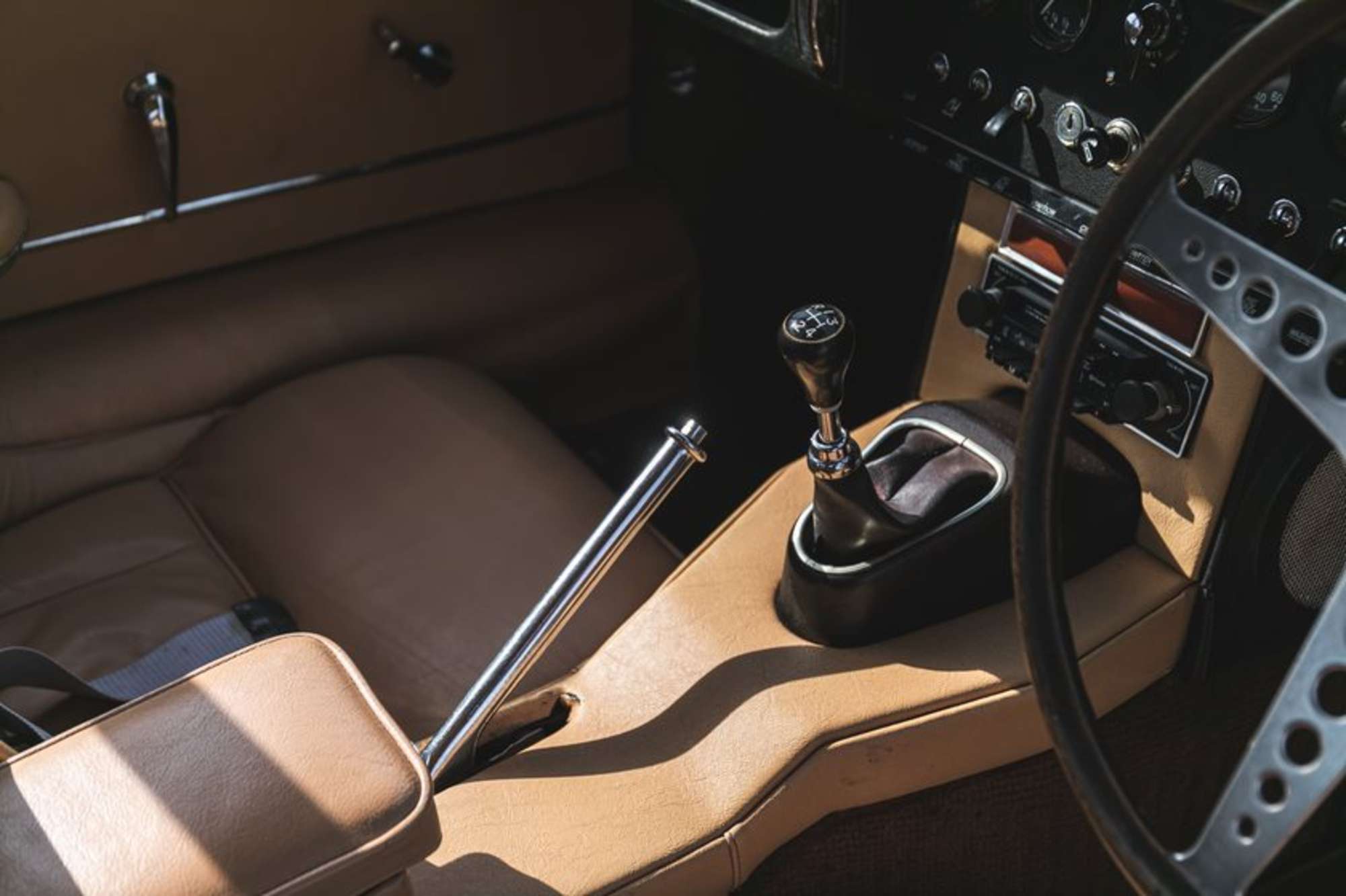 1964 Jaguar E-Type Series 1 3.8 FHC-Auction Lot