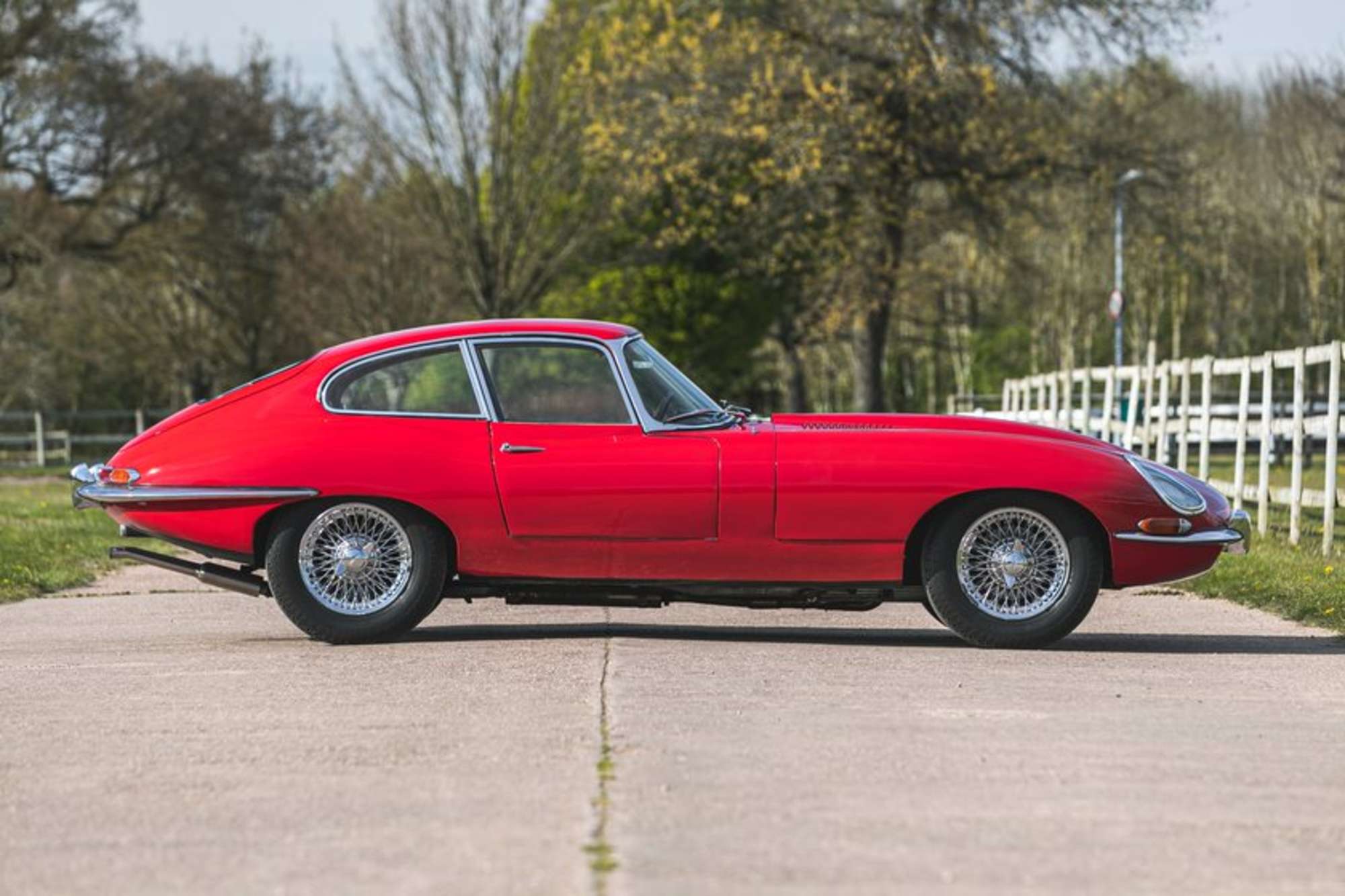 1964 Jaguar E-Type Series 1 3.8 FHC-Auction Lot