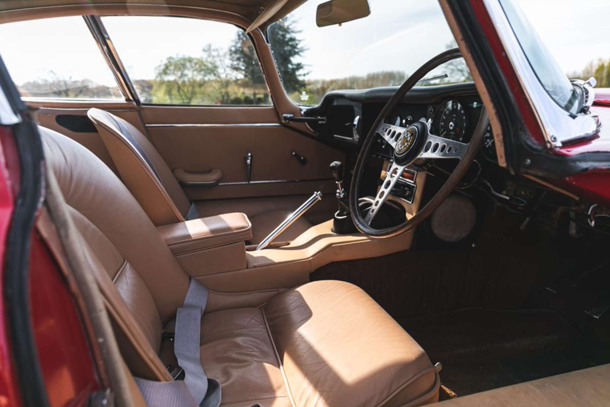 1964 Jaguar E-Type Series 1 3.8 FHC-Auction Lot
