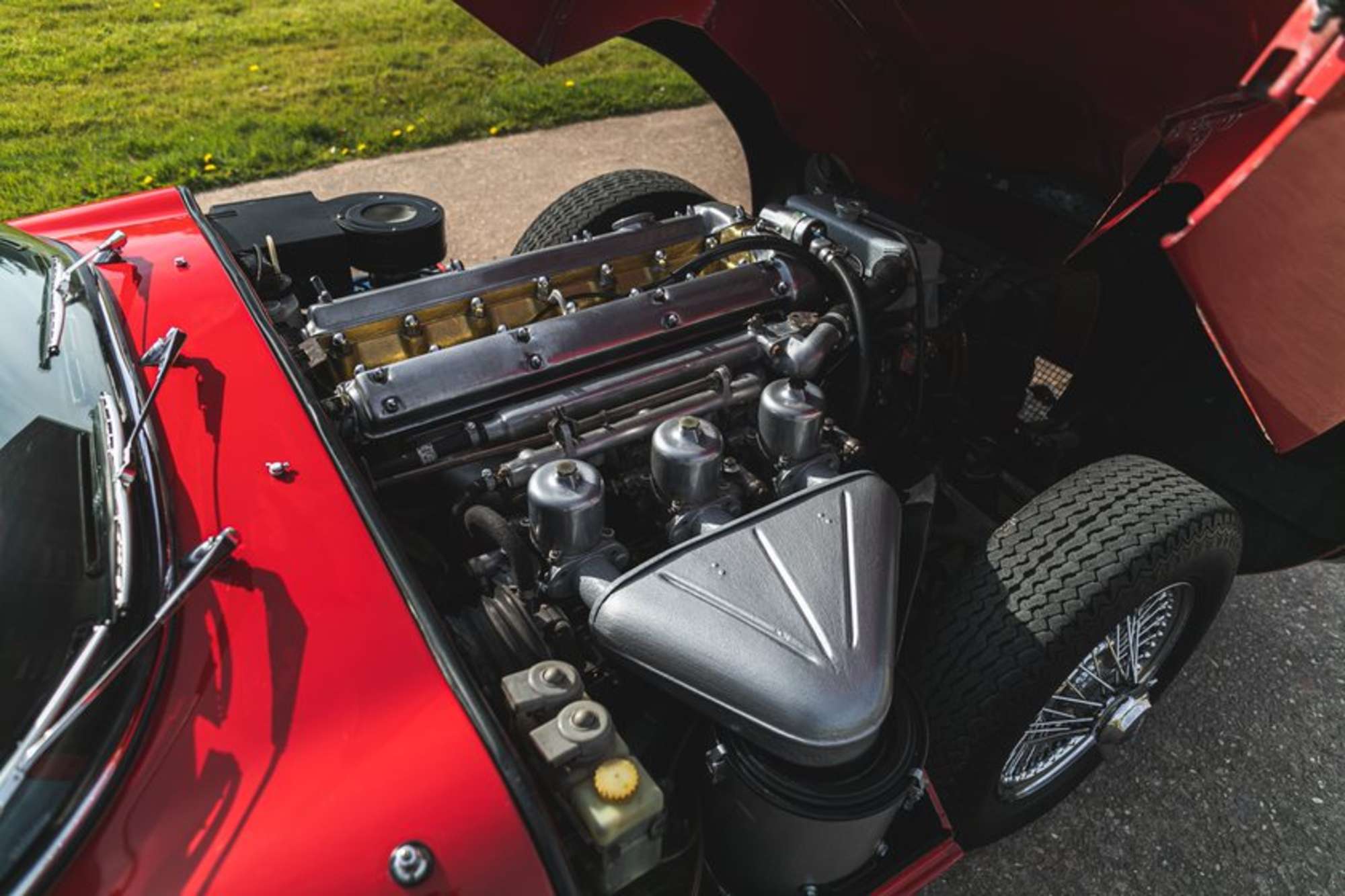 1964 Jaguar E-Type Series 1 3.8 FHC-Auction Lot