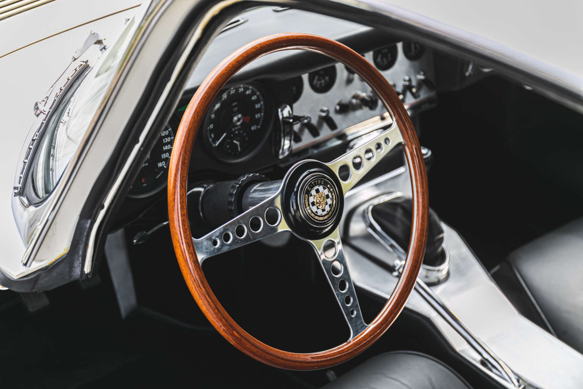 1961 Jaguar E-Type Series 1 3.8 FHC Flat Floor LHD-Auction Lot