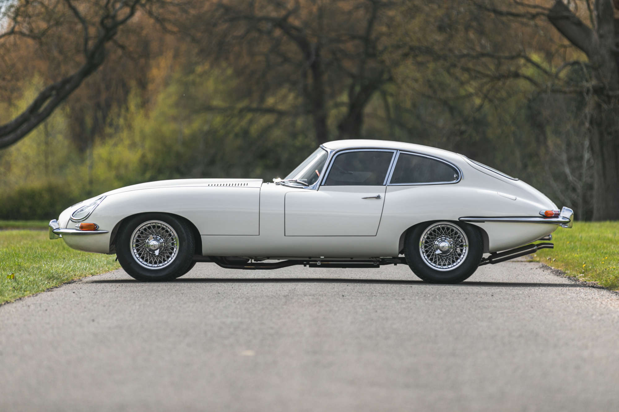 1961 Jaguar E-Type Series 1 3.8 FHC Flat Floor LHD-Auction Lot