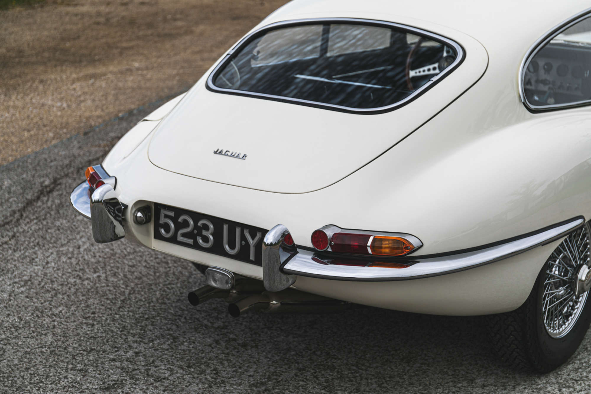 1961 Jaguar E-Type Series 1 3.8 FHC Flat Floor LHD-Auction Lot