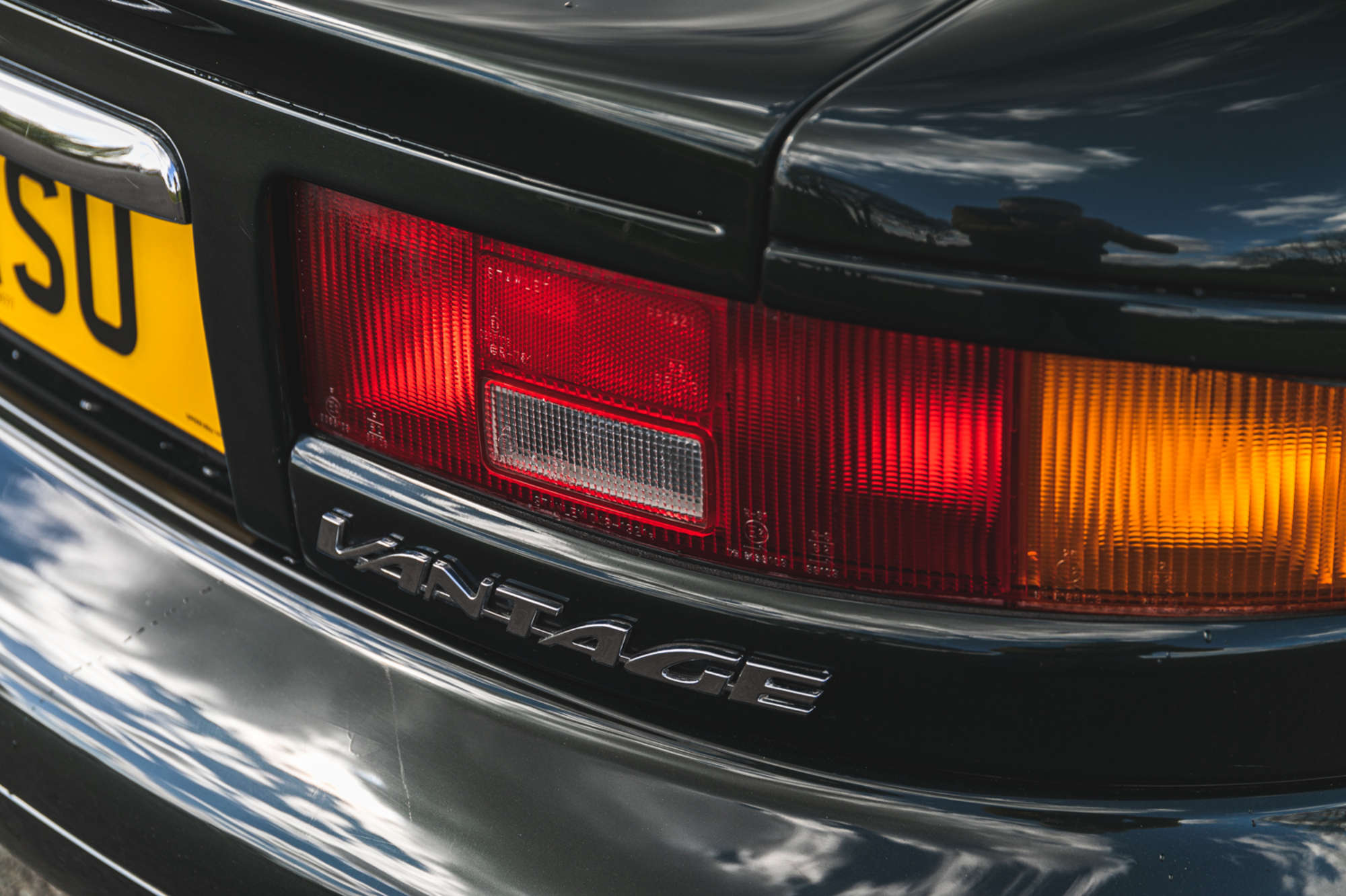 1999 Aston Martin DB7 Vantage Volante-Sold