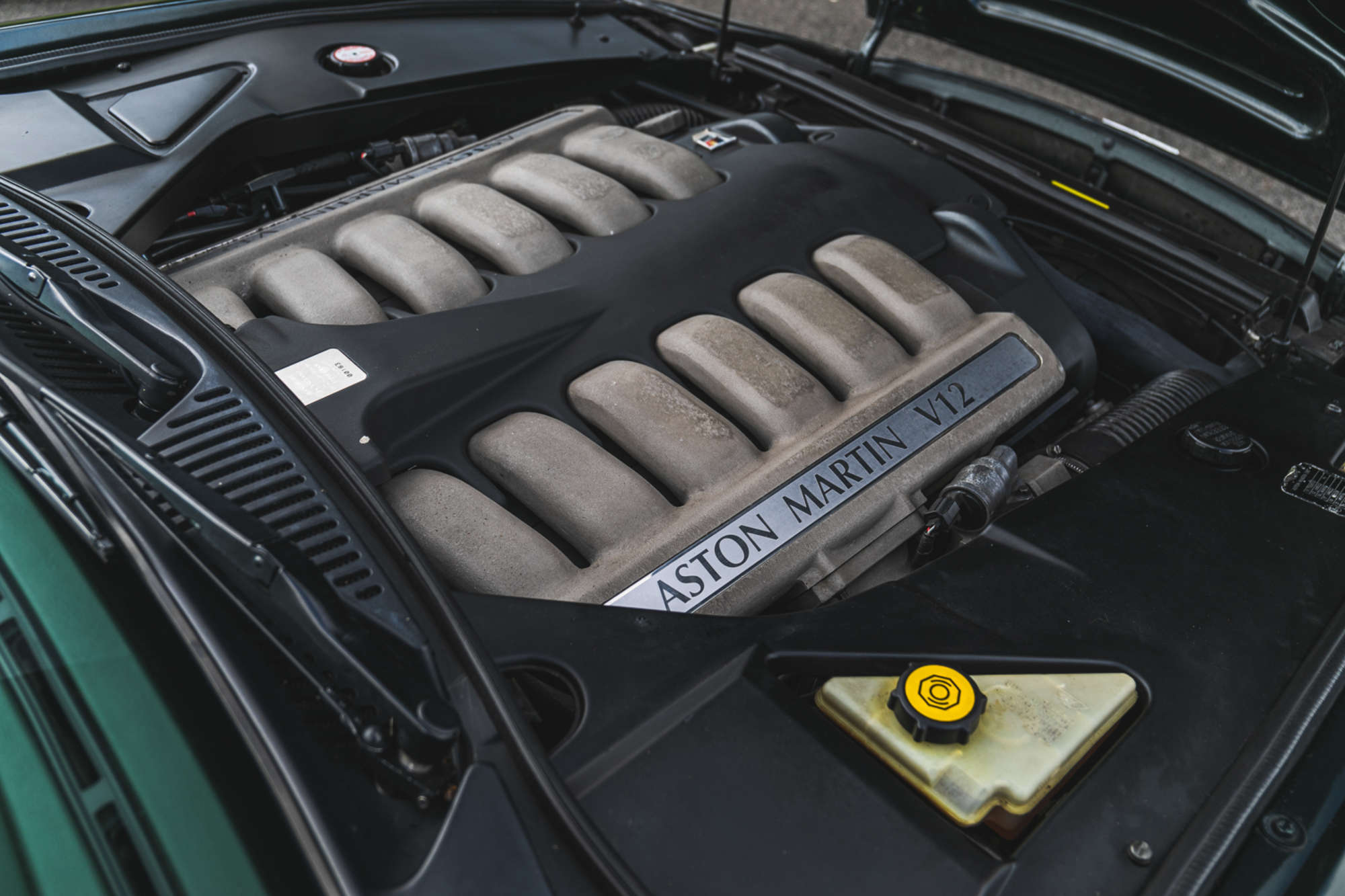 1999 Aston Martin DB7 Vantage Volante-Sold