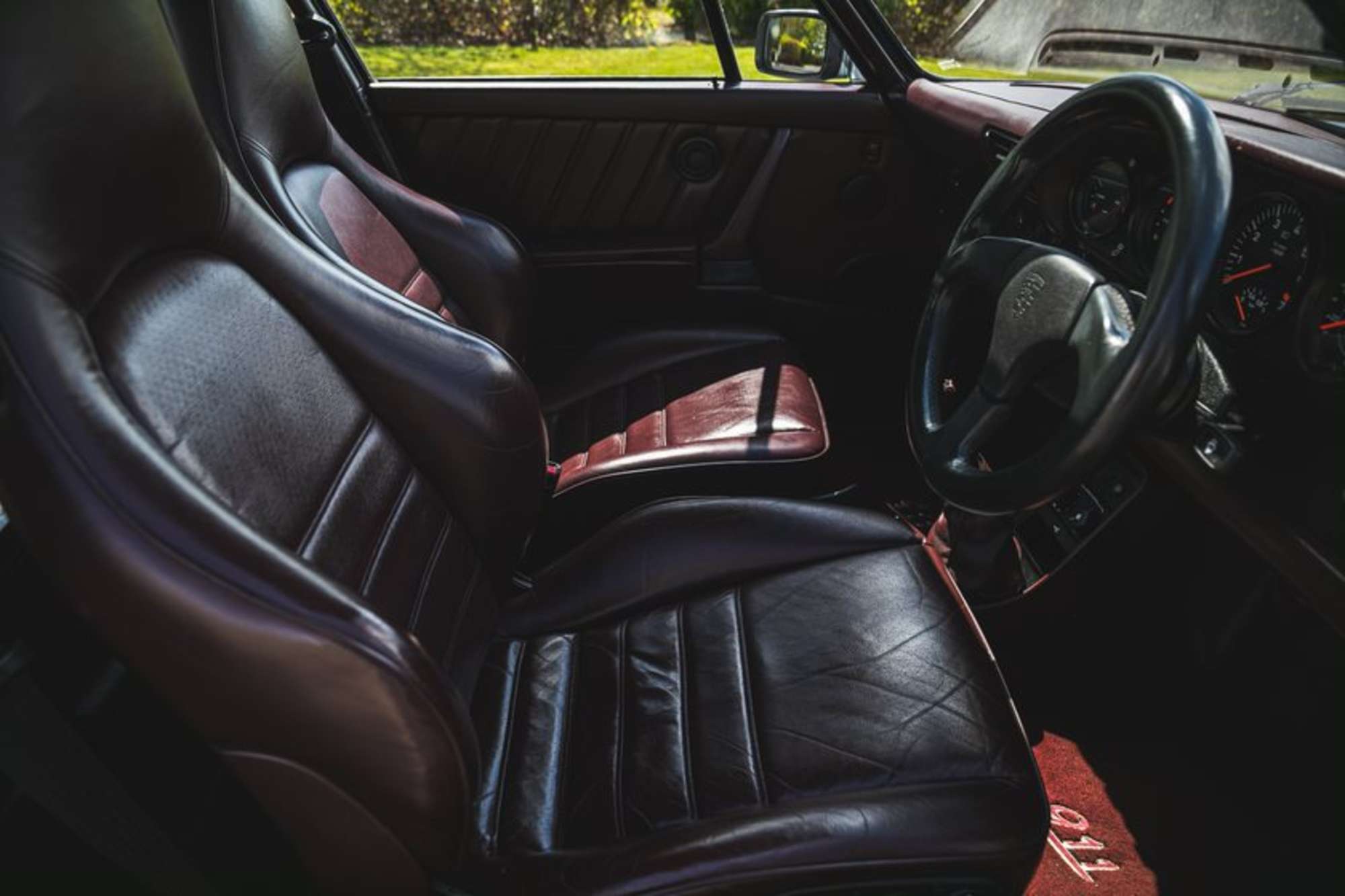 1988 Porsche 911(930) 3.3-litre Turbo (300bhp)-Sold