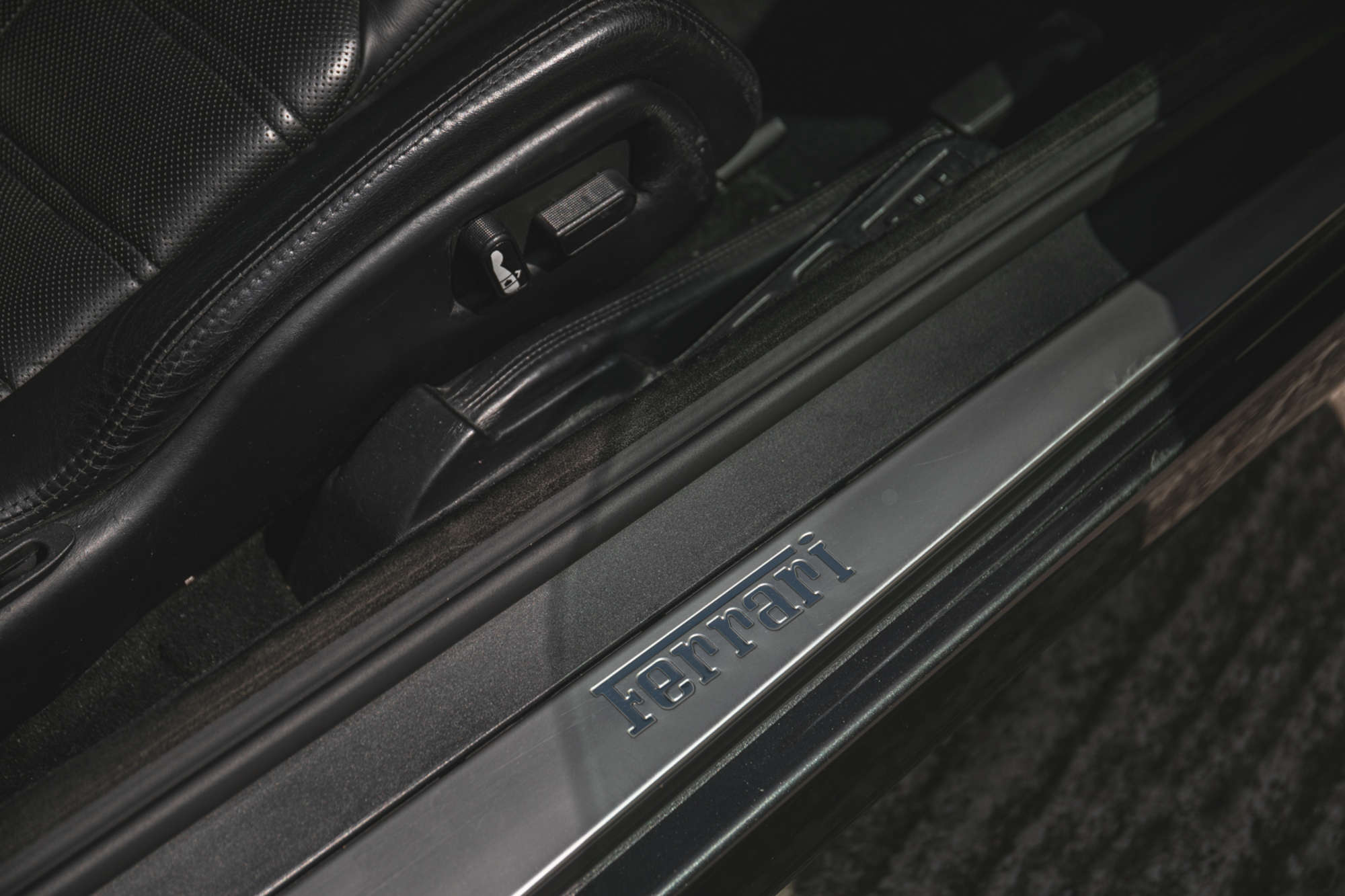 2007 Ferrari 575 Superamerica F1 - Classiche-Auction Lot