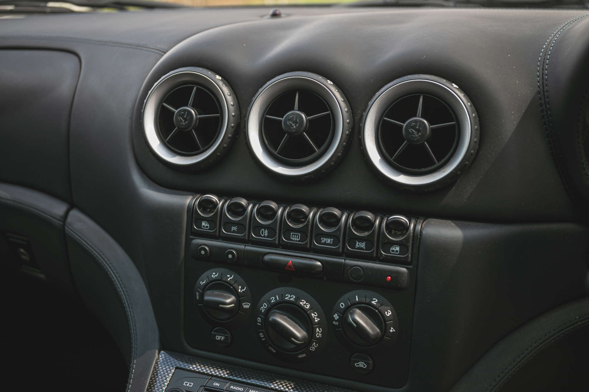 2007 Ferrari 575 Superamerica F1 - Classiche-Auction Lot