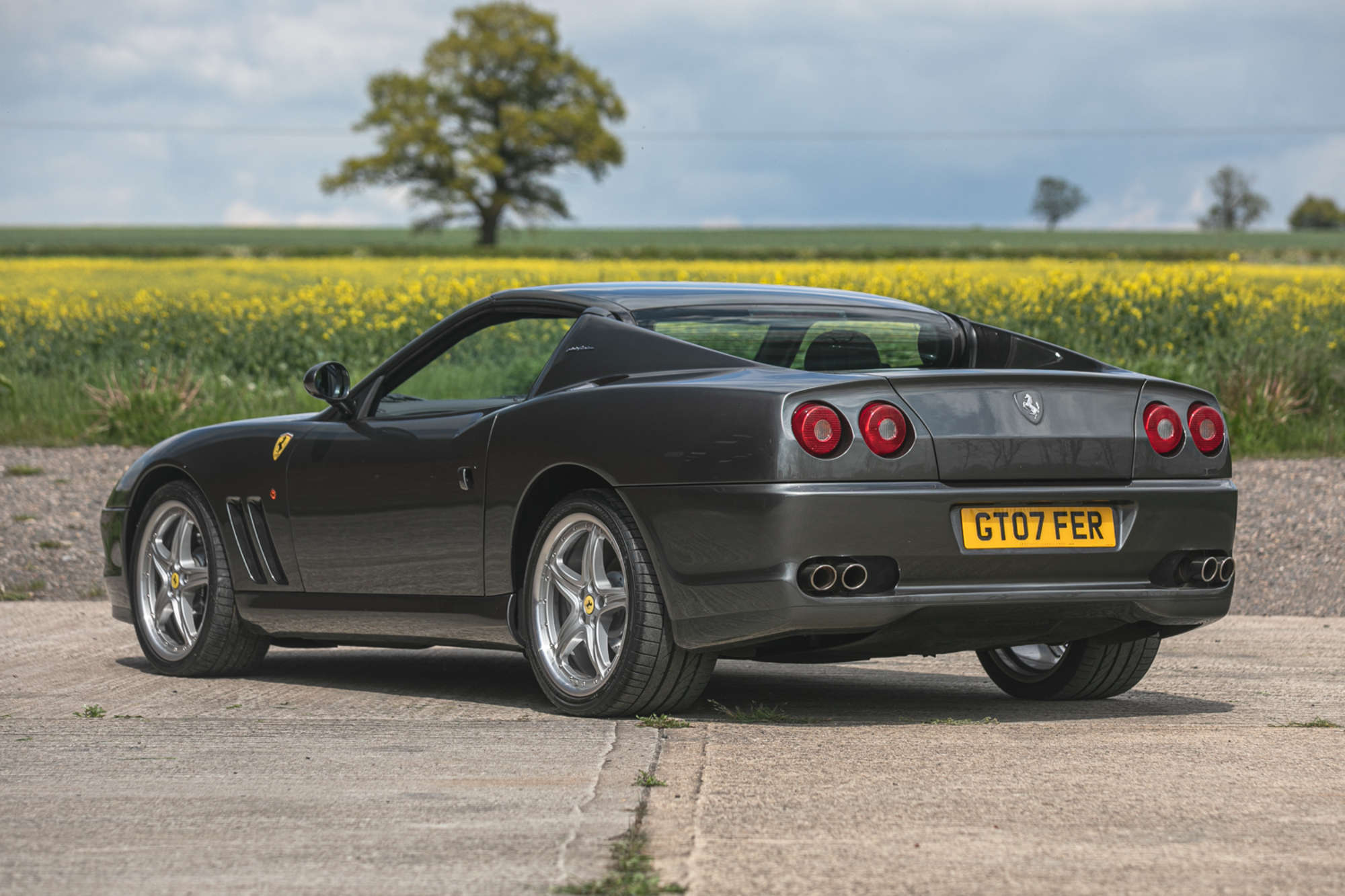 2007 Ferrari 575 Superamerica F1 - Classiche-Auction Lot