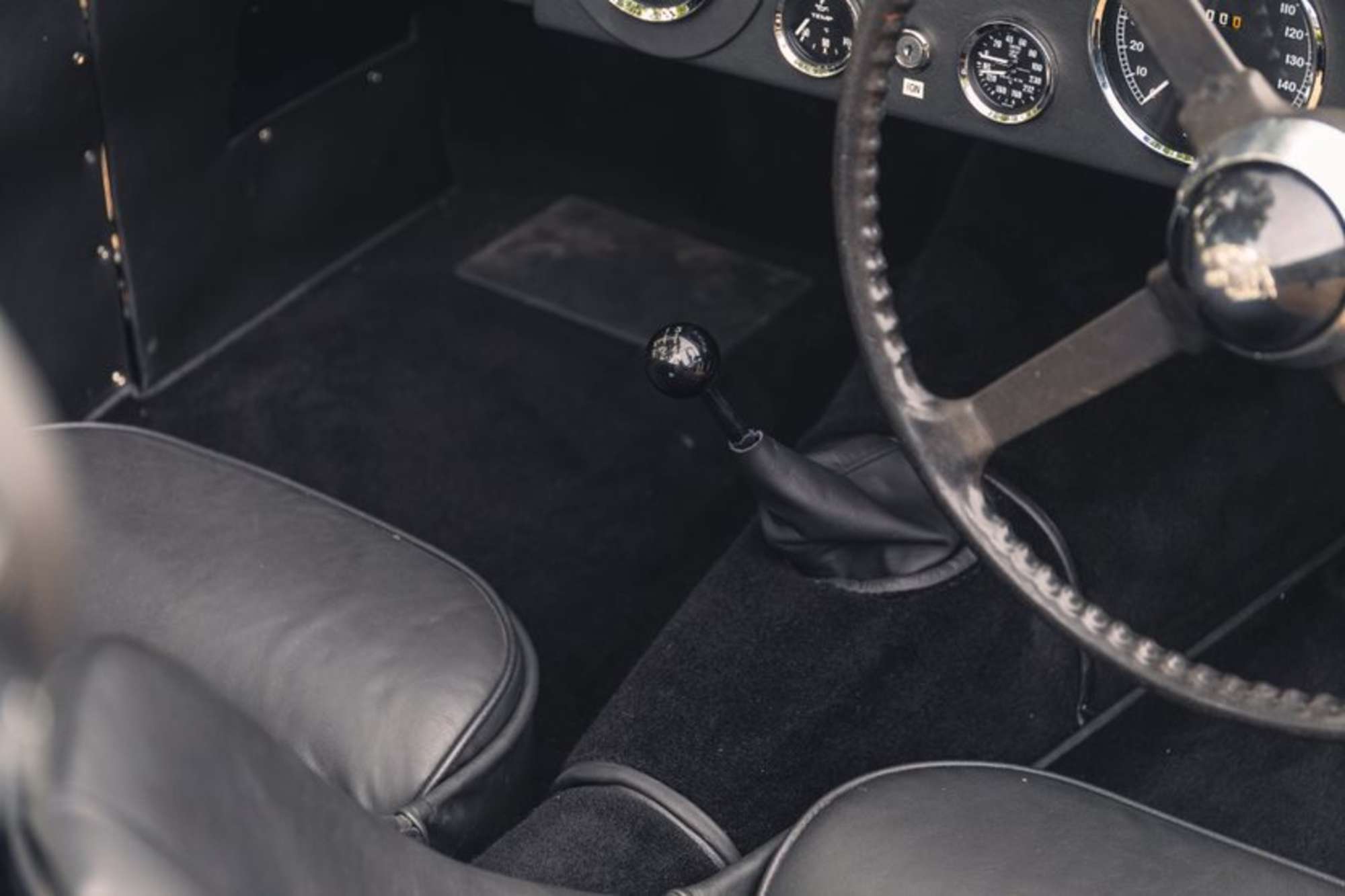 1951 Jaguar XK120 Roadster 'LT' Re-Creation - FIA/ HTP Appro-Auction Lot