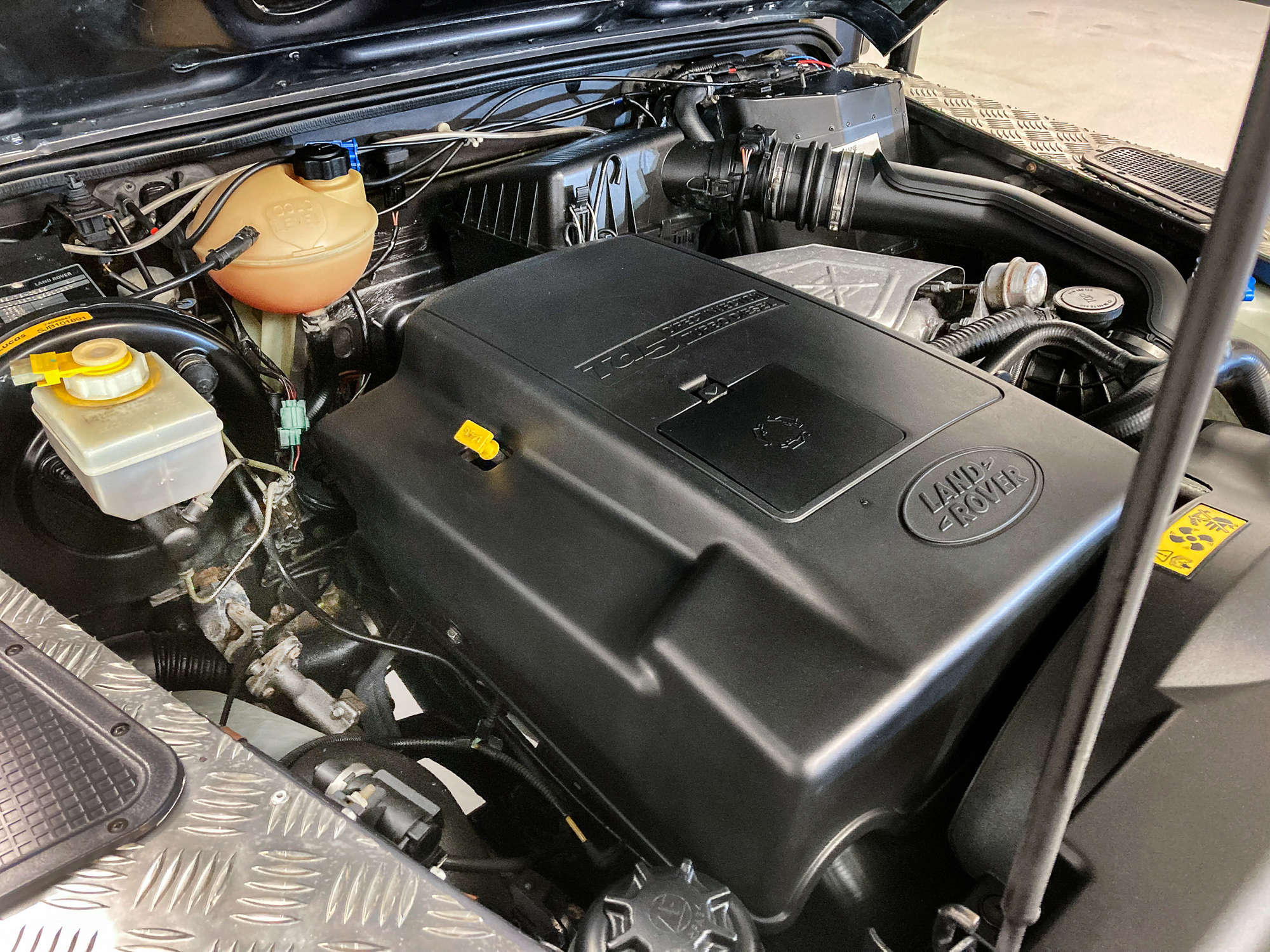 2002 Land Rover Defender 90 TD5 Tomb Raider-Sold