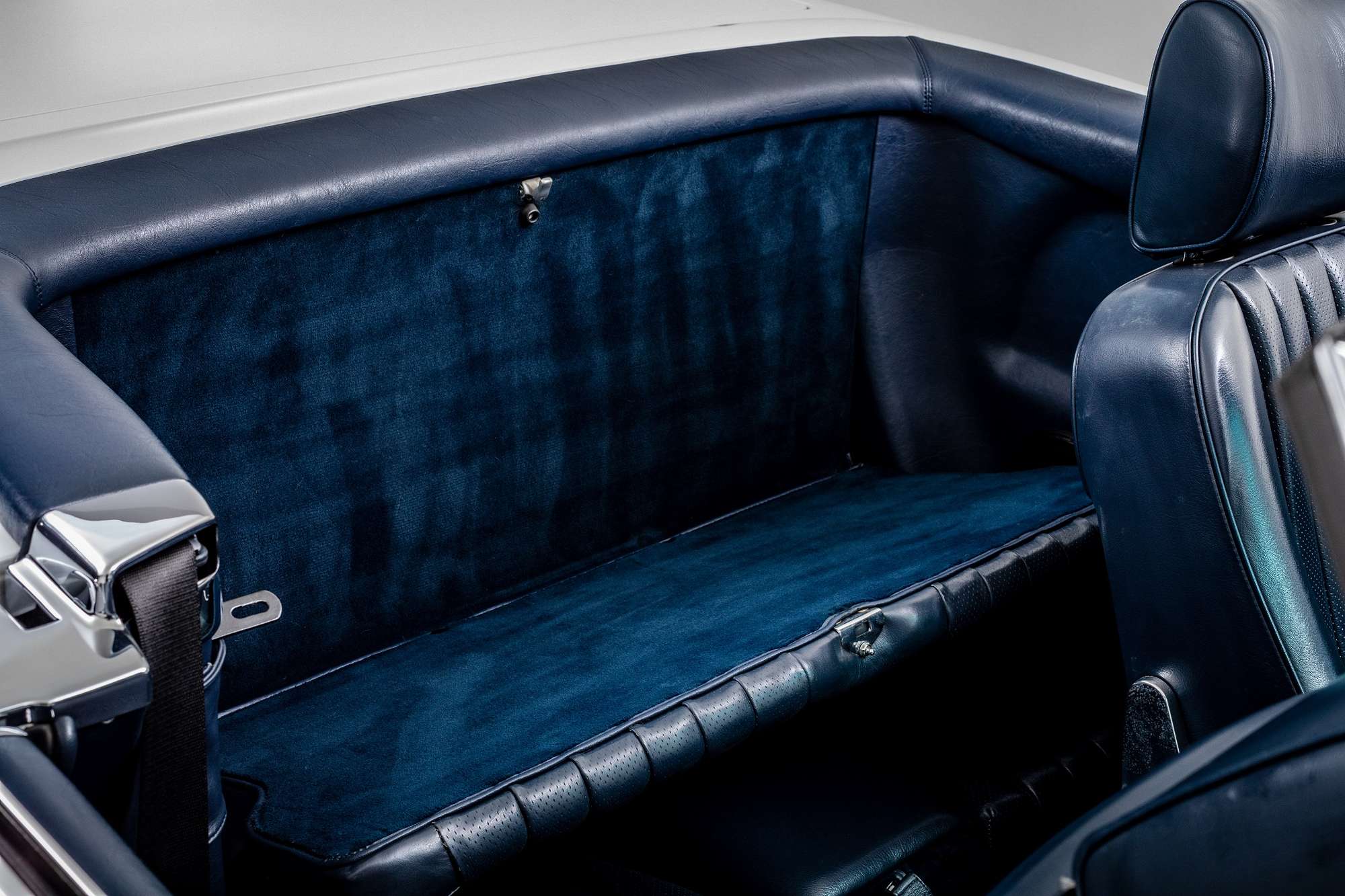 1987 Mercedes-Benz 420SL (R107)-Sold