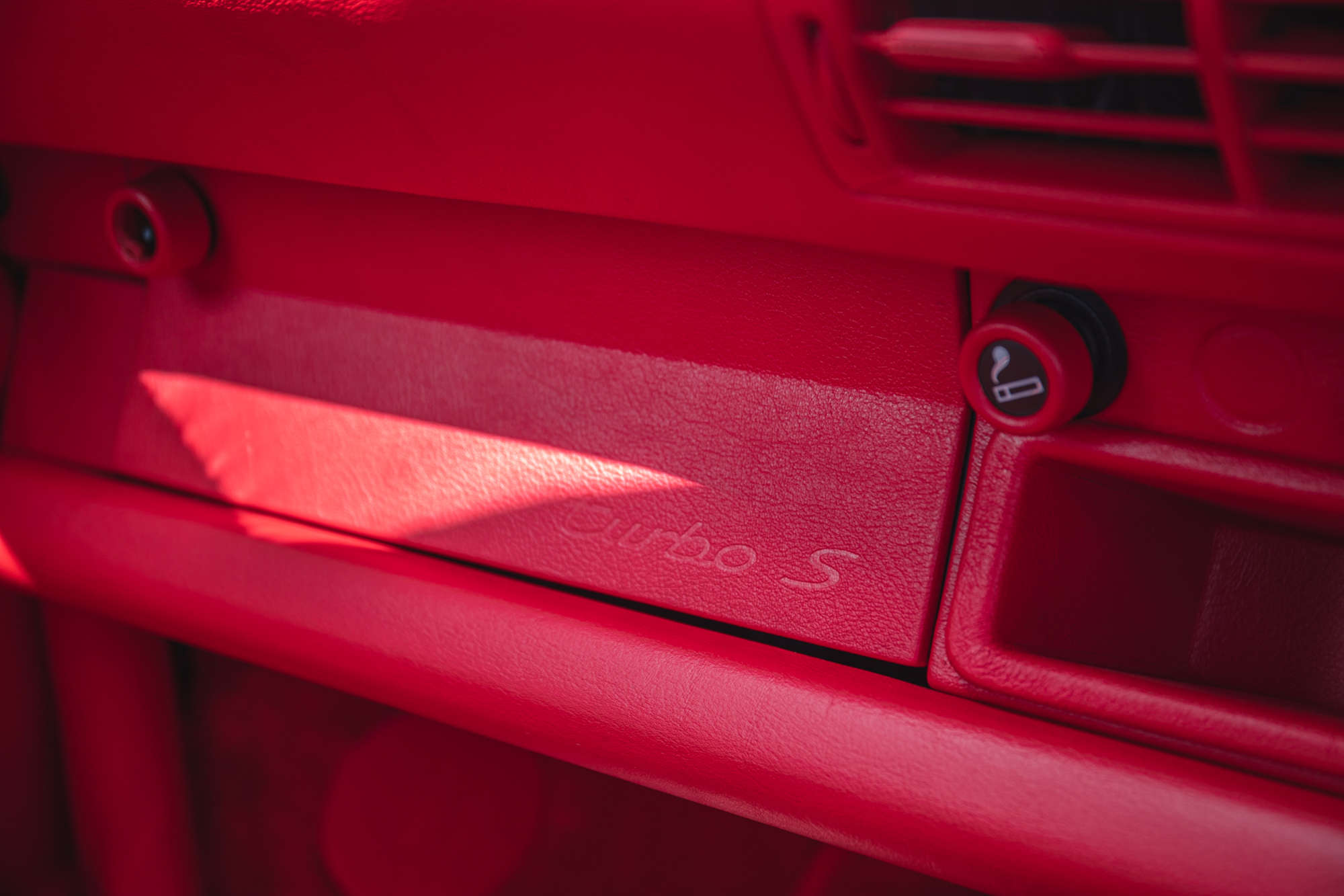 1993 Porsche 911 (964) Turbo S 'Leichtbau'-Auction Lot