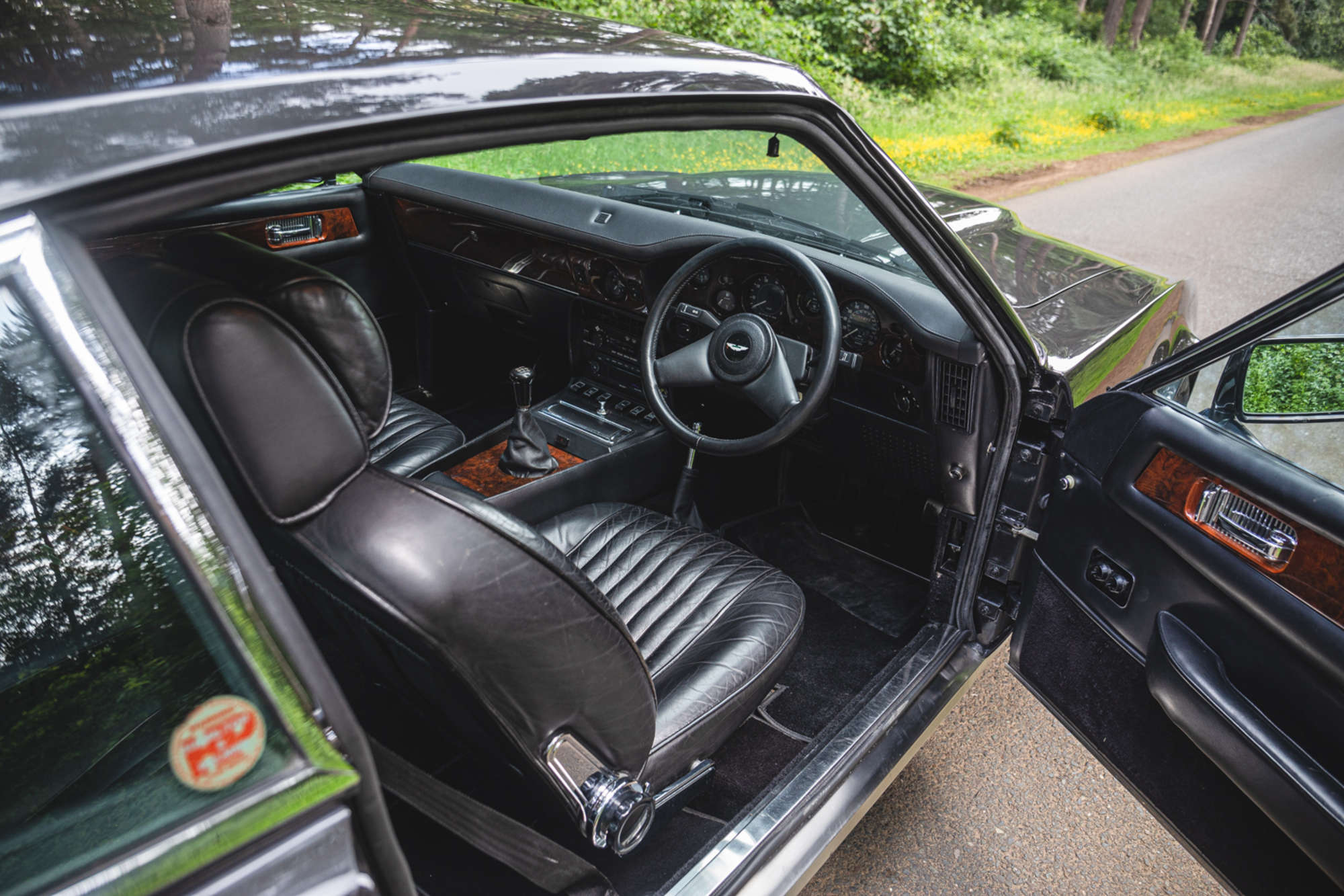 1990 Aston Martin V8 Vantage Coupe X-Pack (Manual)-Auction Lot