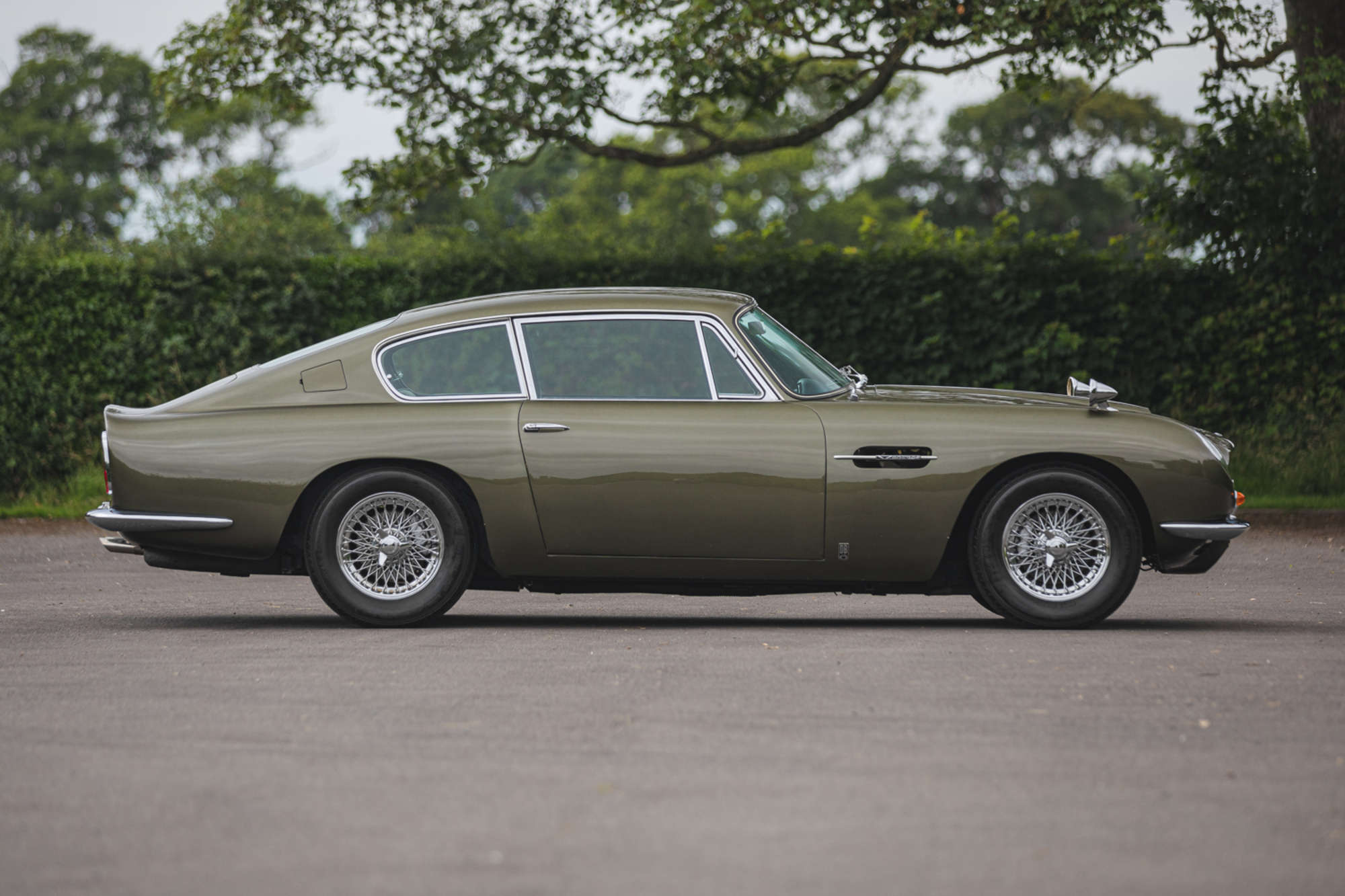 1967 Aston Martin DB6 Vantage-Auction Lot