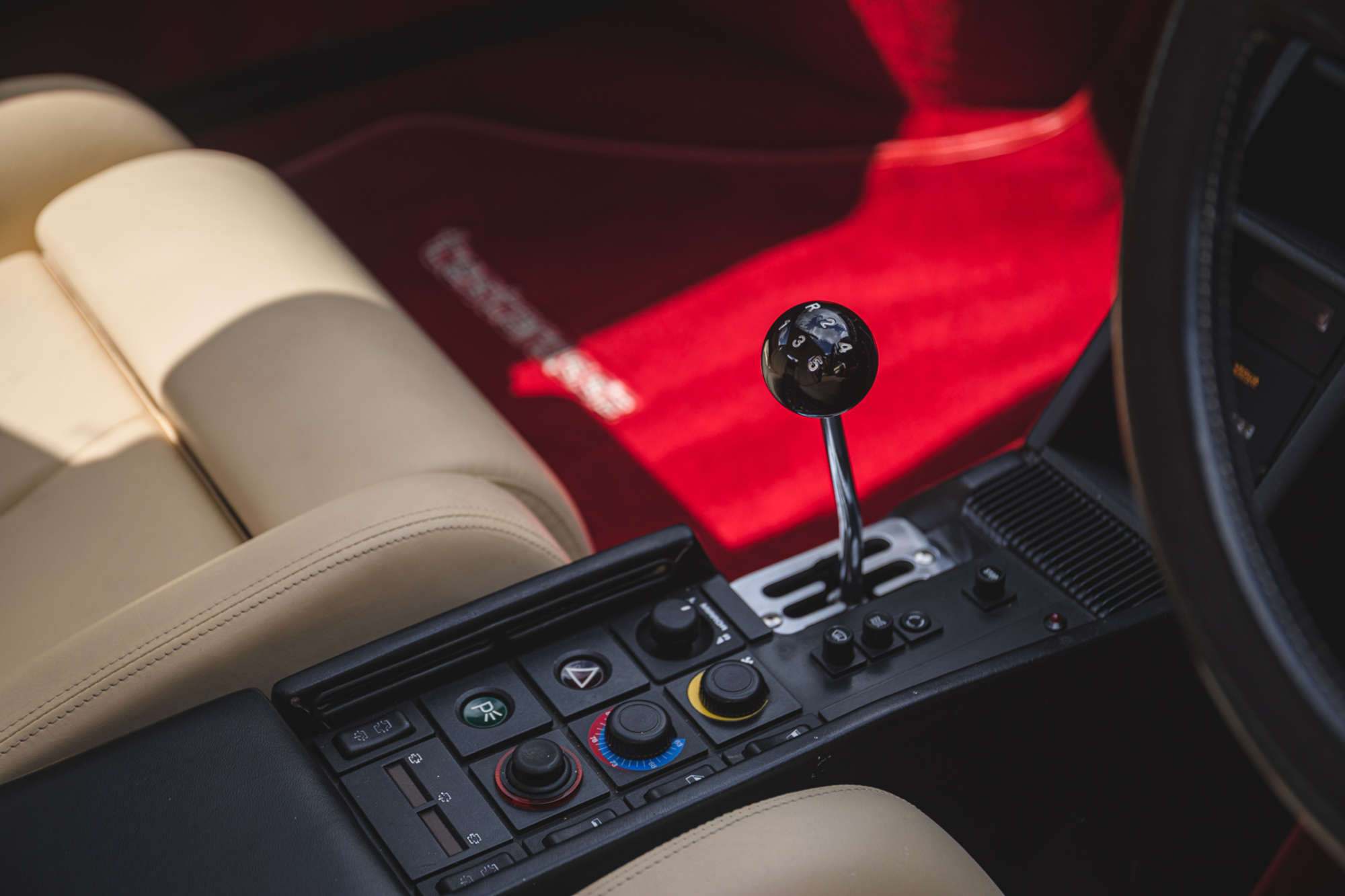 1993 Ferrari Testarossa-Sold