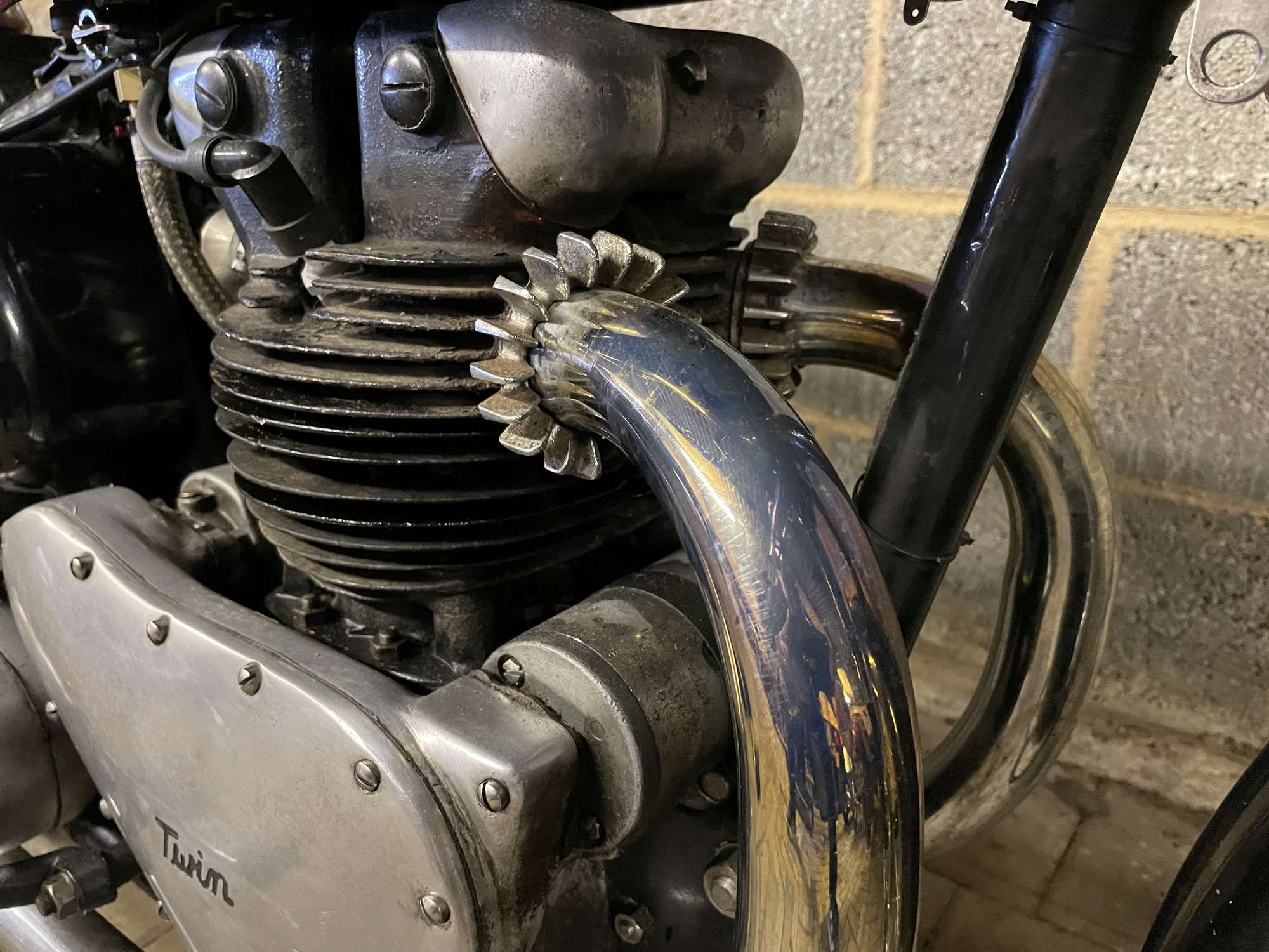 1952 Ariel Red Hunter Twin-Sold