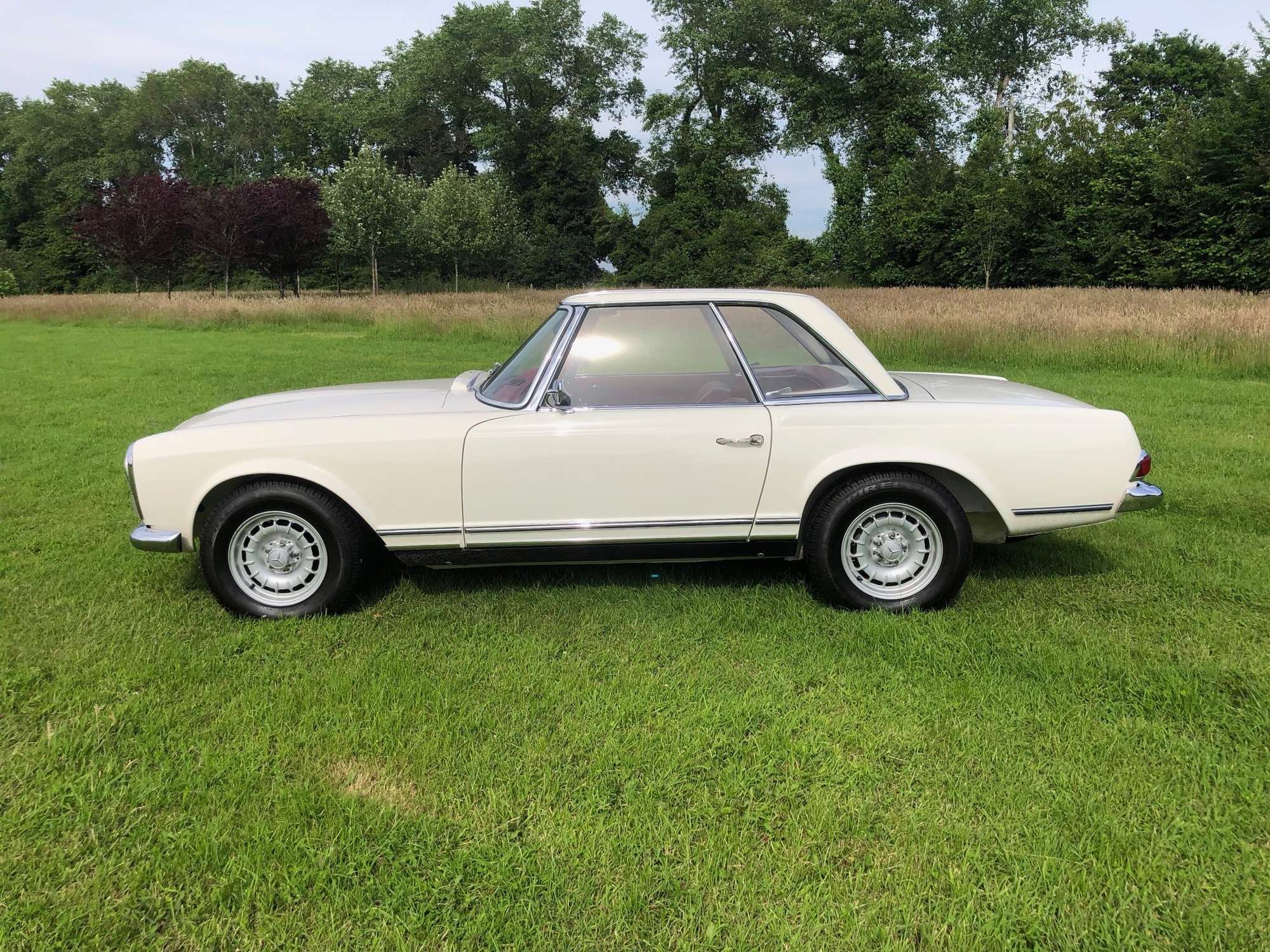 1964 Mercedes-Benz 230 SL (W113)-Auction Lot