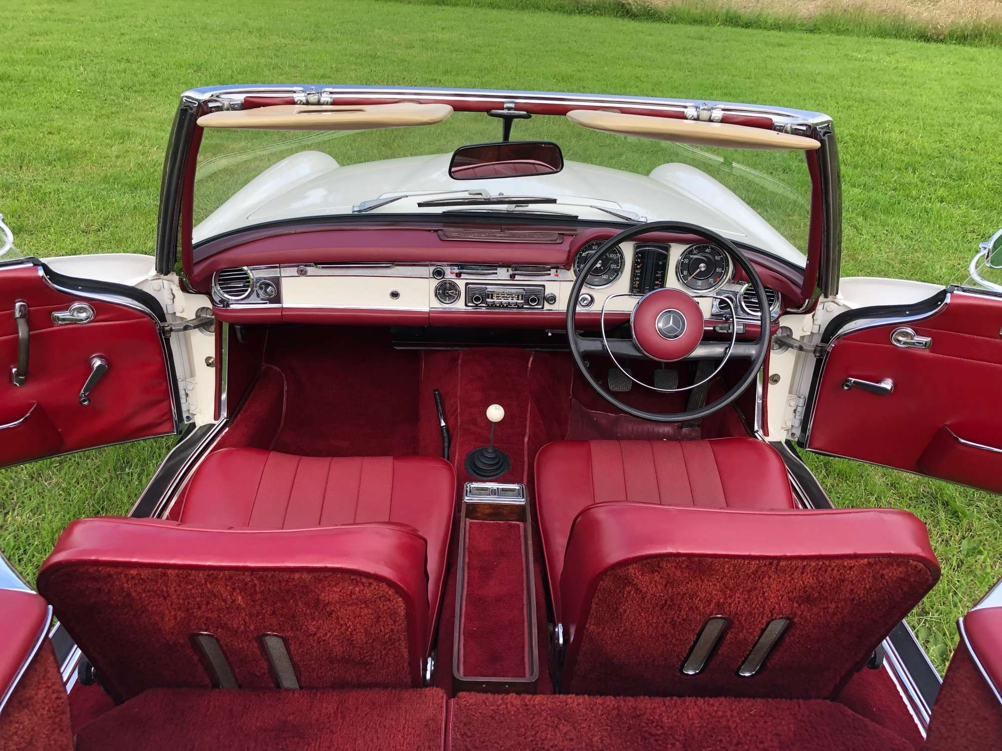 1964 Mercedes-Benz 230 SL (W113)-Auction Lot