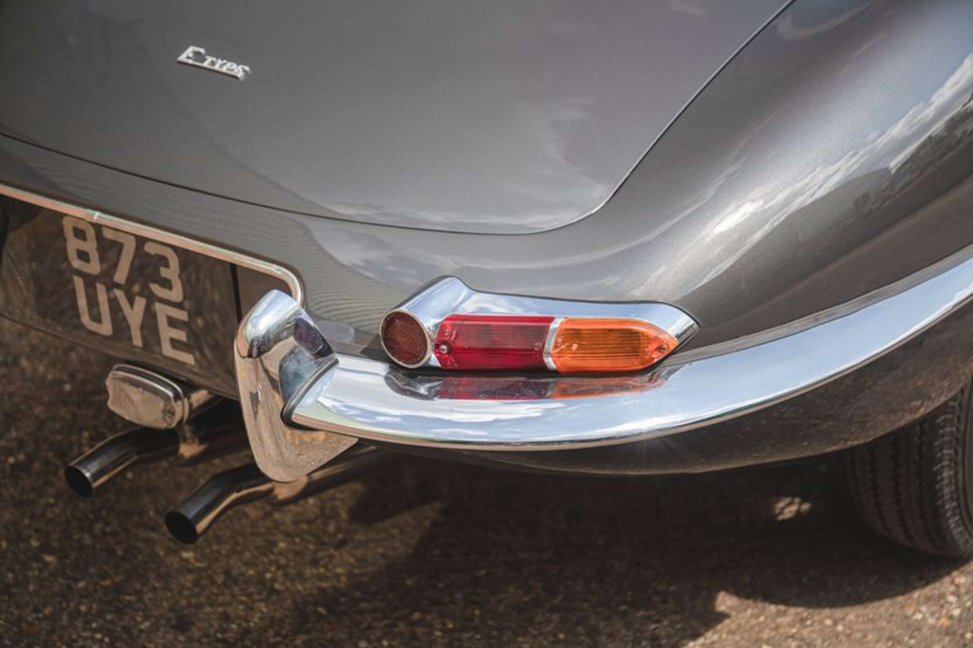 1961 Jaguar E-Type 3.8  'External Bonnet Lock' Roadster-Auction Lot