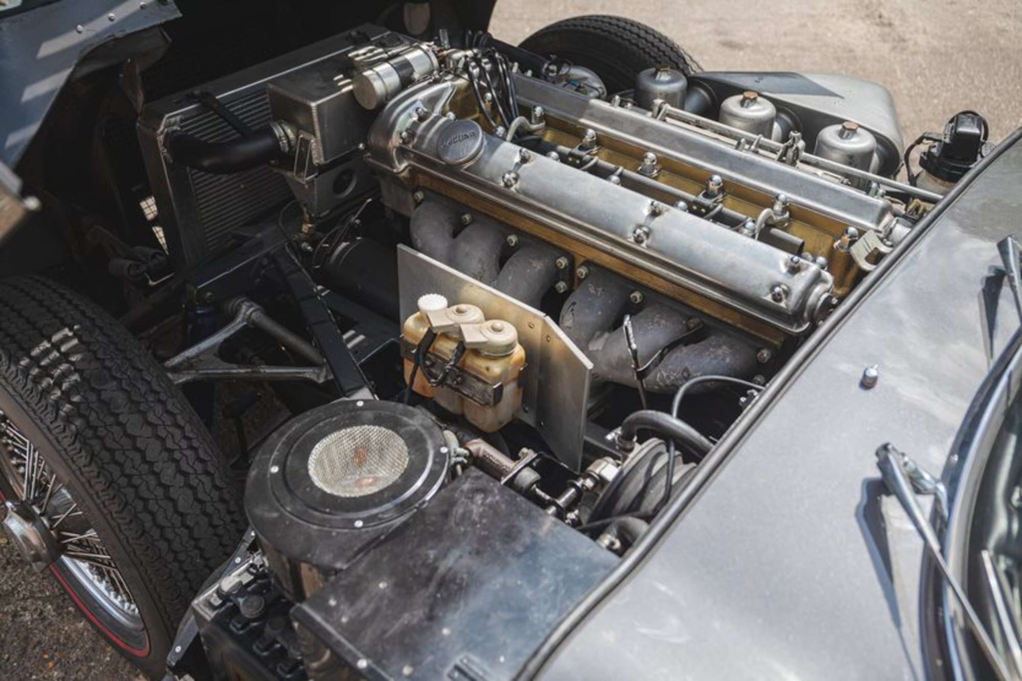 1961 Jaguar E-Type 3.8  'External Bonnet Lock' Roadster-Auction Lot